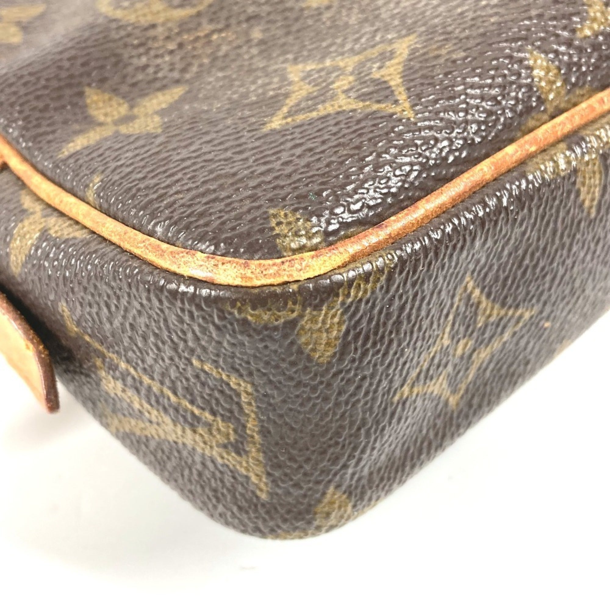 Louis Vuitton Brown Monogram Monogram Pochette Shoulder Bag (Pre-Owned)