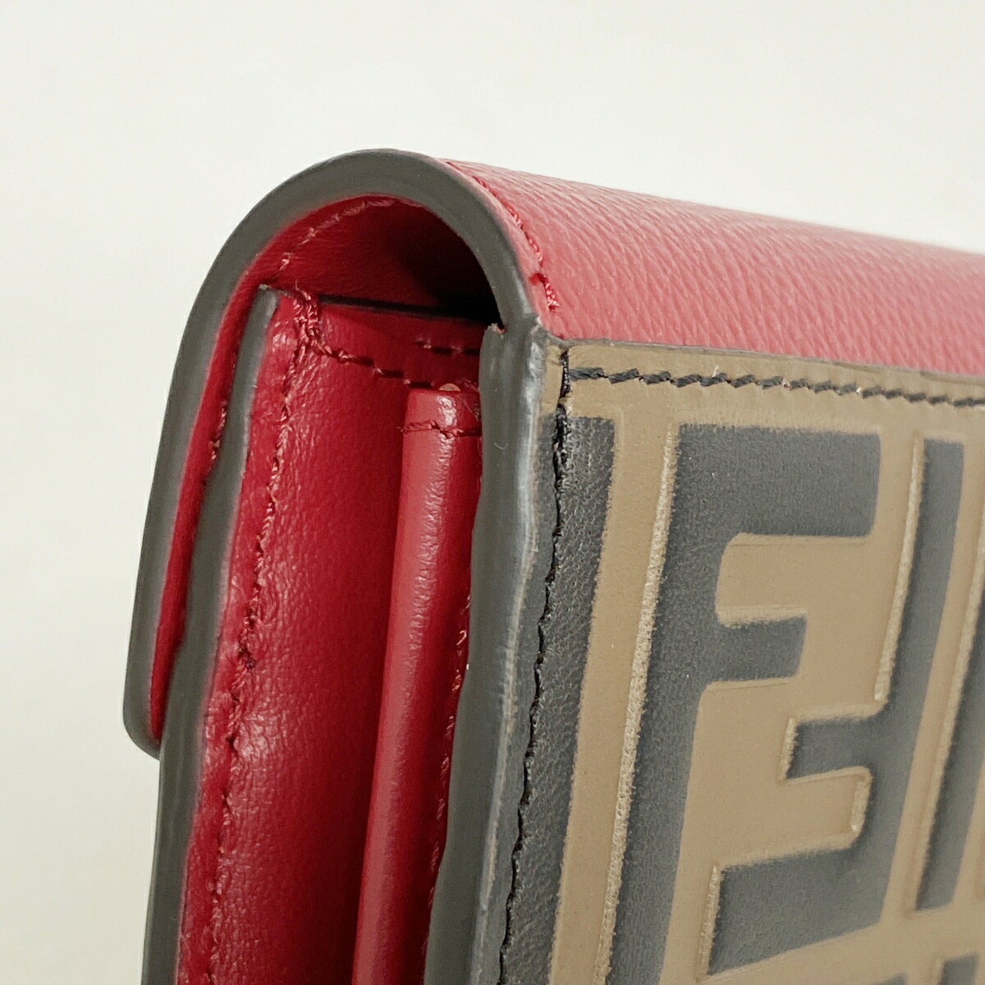 Fendi Brown Red Color Leather Long Wallet (Bi-Fold) (Pre-Owned)