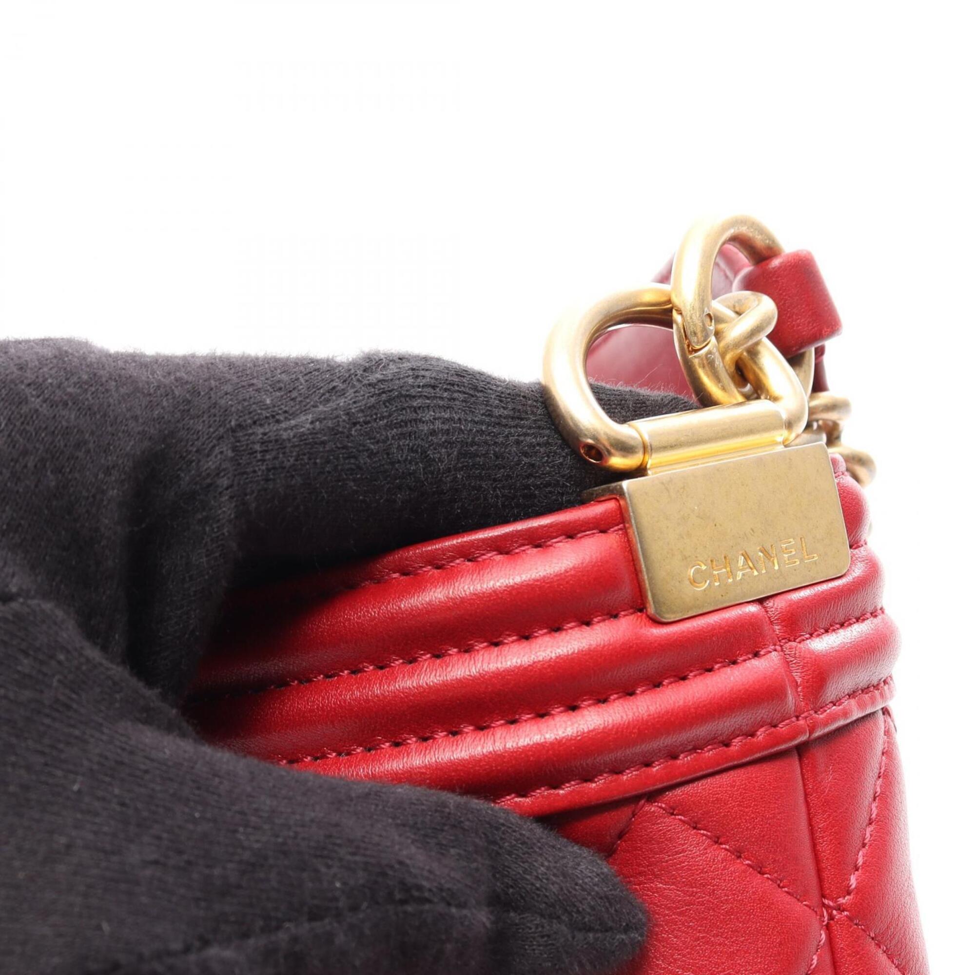 Chanel Red Color Leather Handbag Shoulder Bag (Pre-Owned)