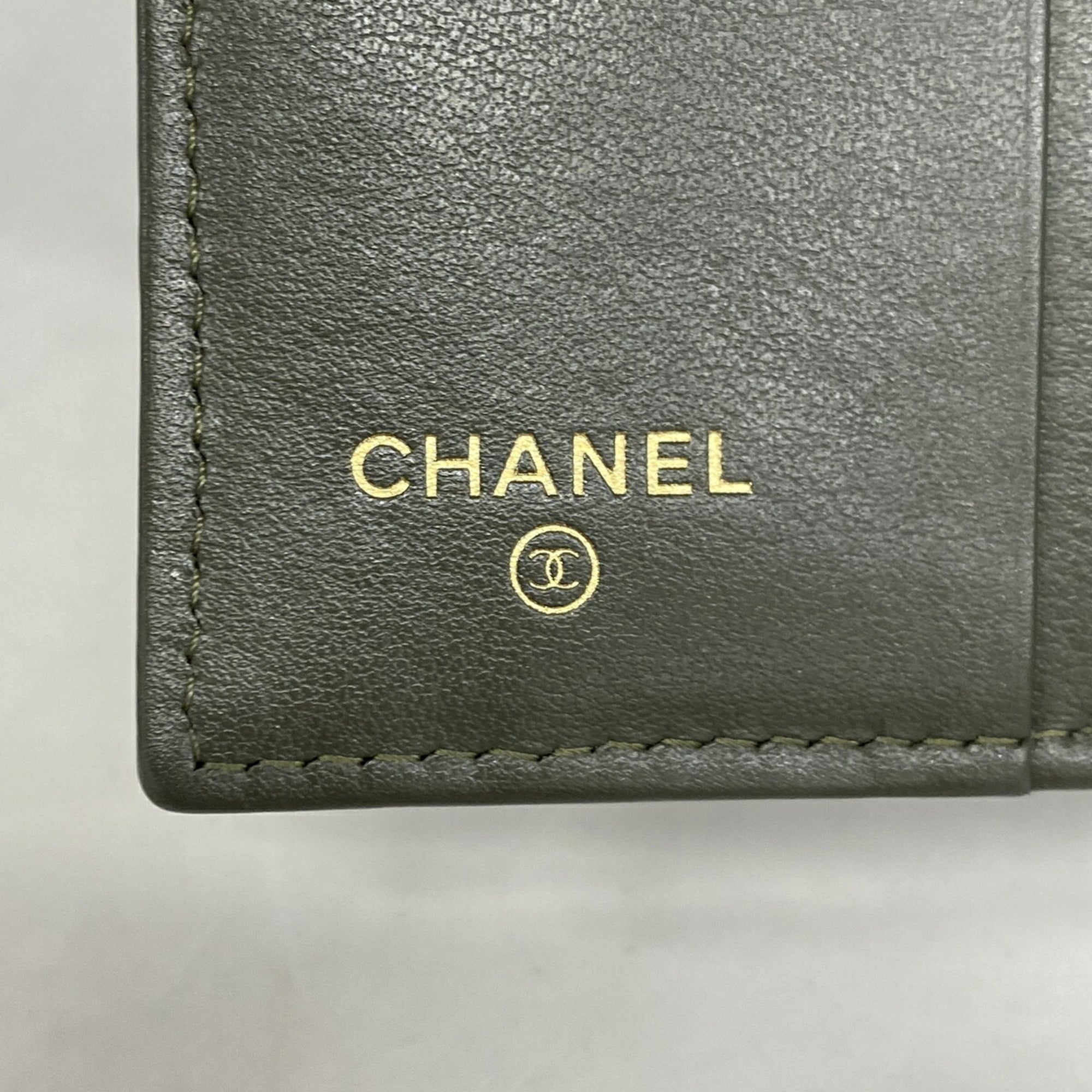 Chanel Khaki Grained Calfskin Wallet (Bi-Fold) (Pre-Owned)