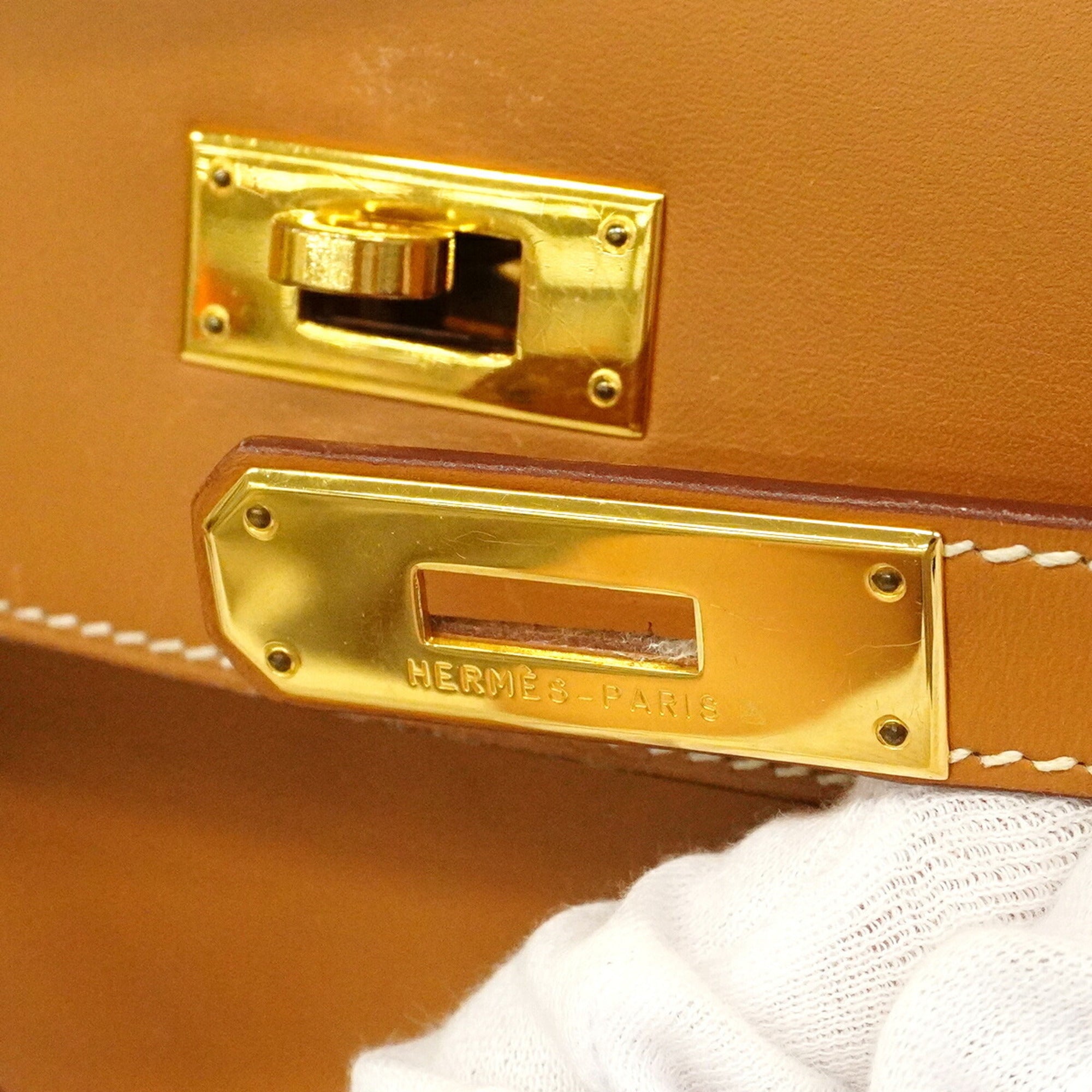 Hermes Natural Sable Box Calf Leather Handbag (Pre-Owned)