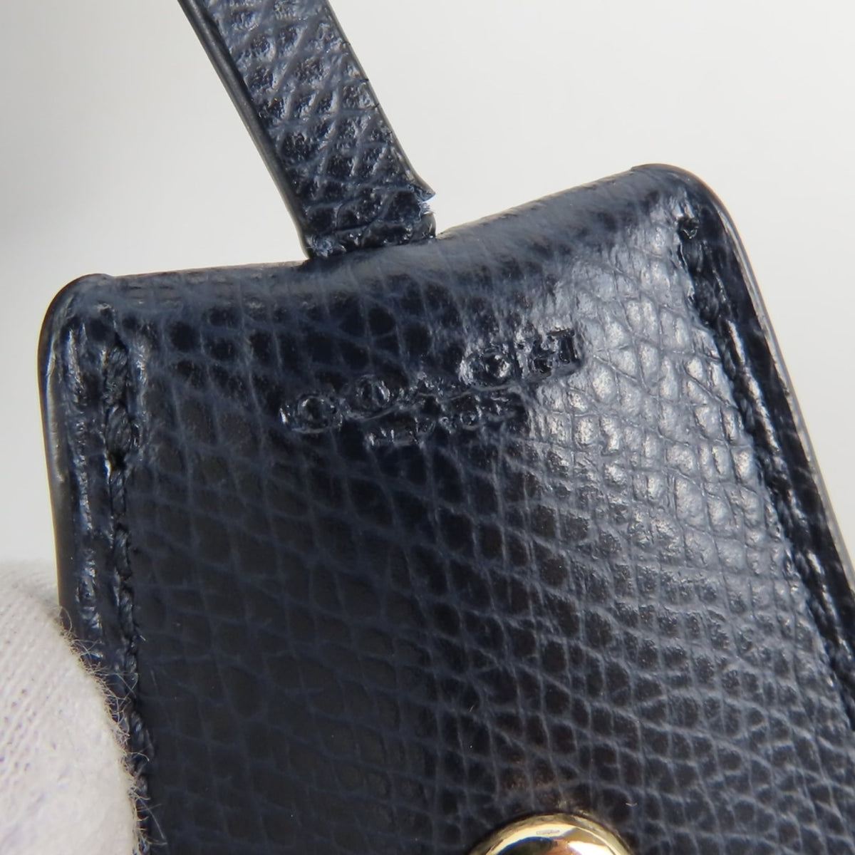 Coach Navy Leather Handbag (Pre-Owned)