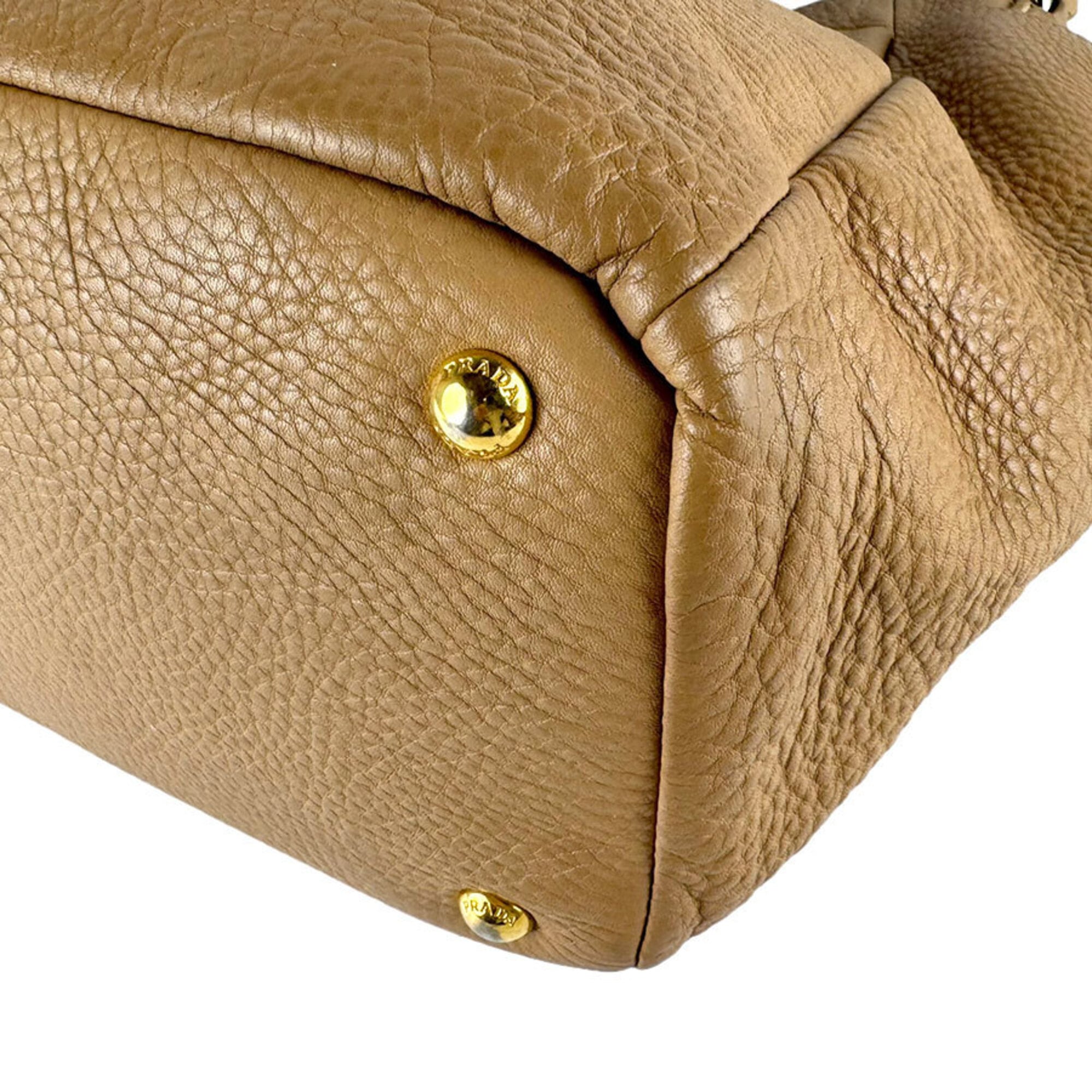 Prada Beige Leather Shoulder Bag (Pre-Owned)