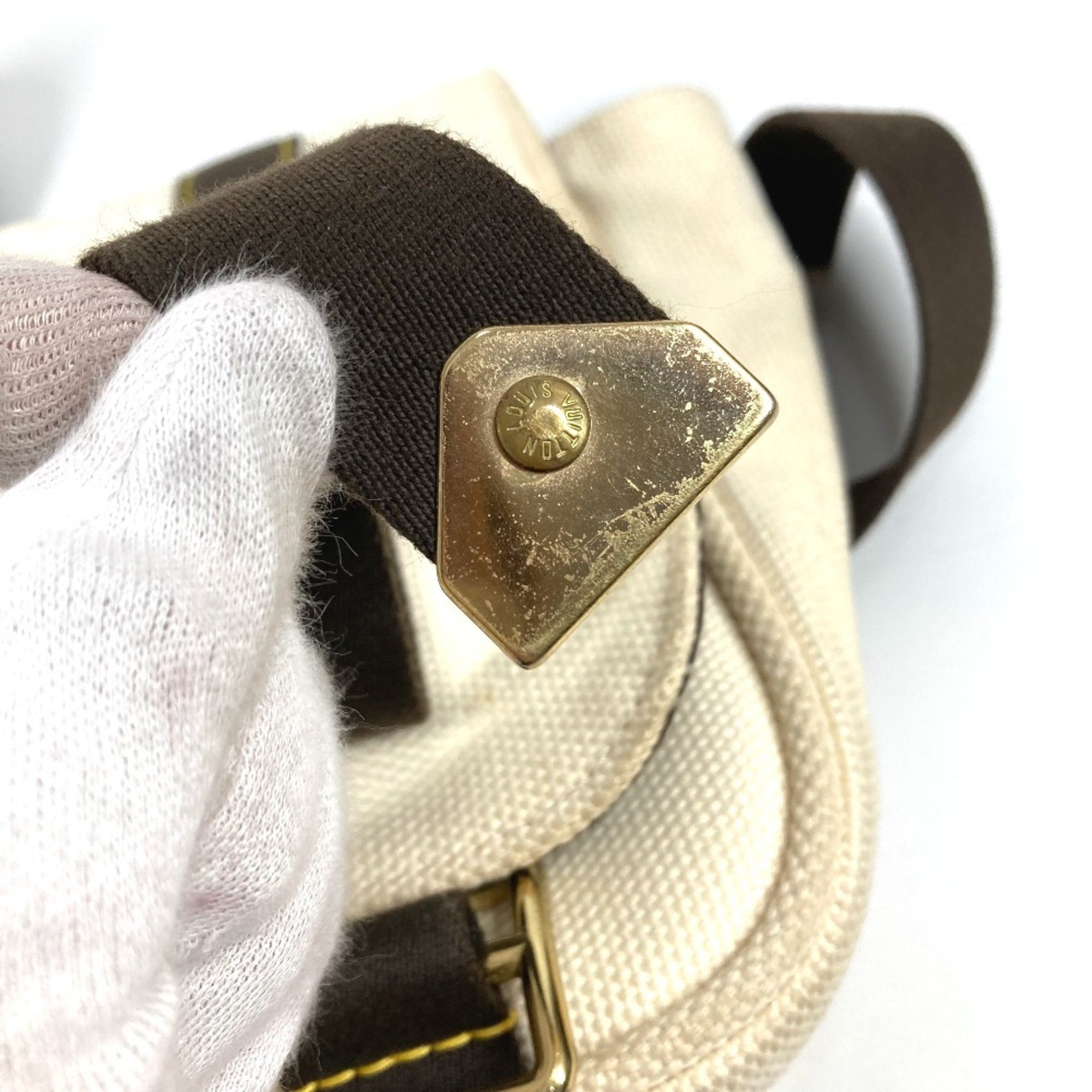 Louis Vuitton Ecru White Canvas Shoulder Bag (Pre-Owned)