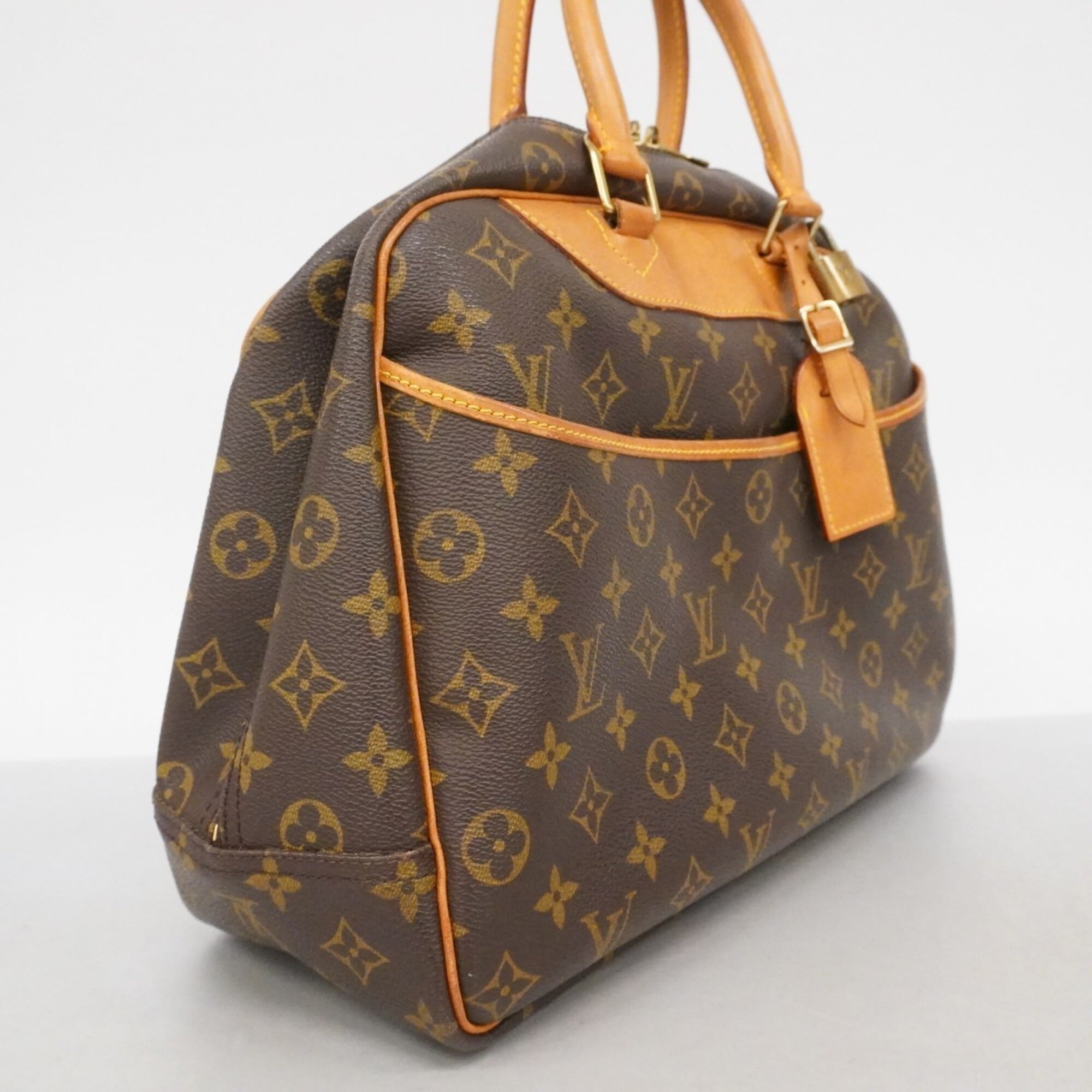 Louis Vuitton Brown Handbag (Pre-Owned)