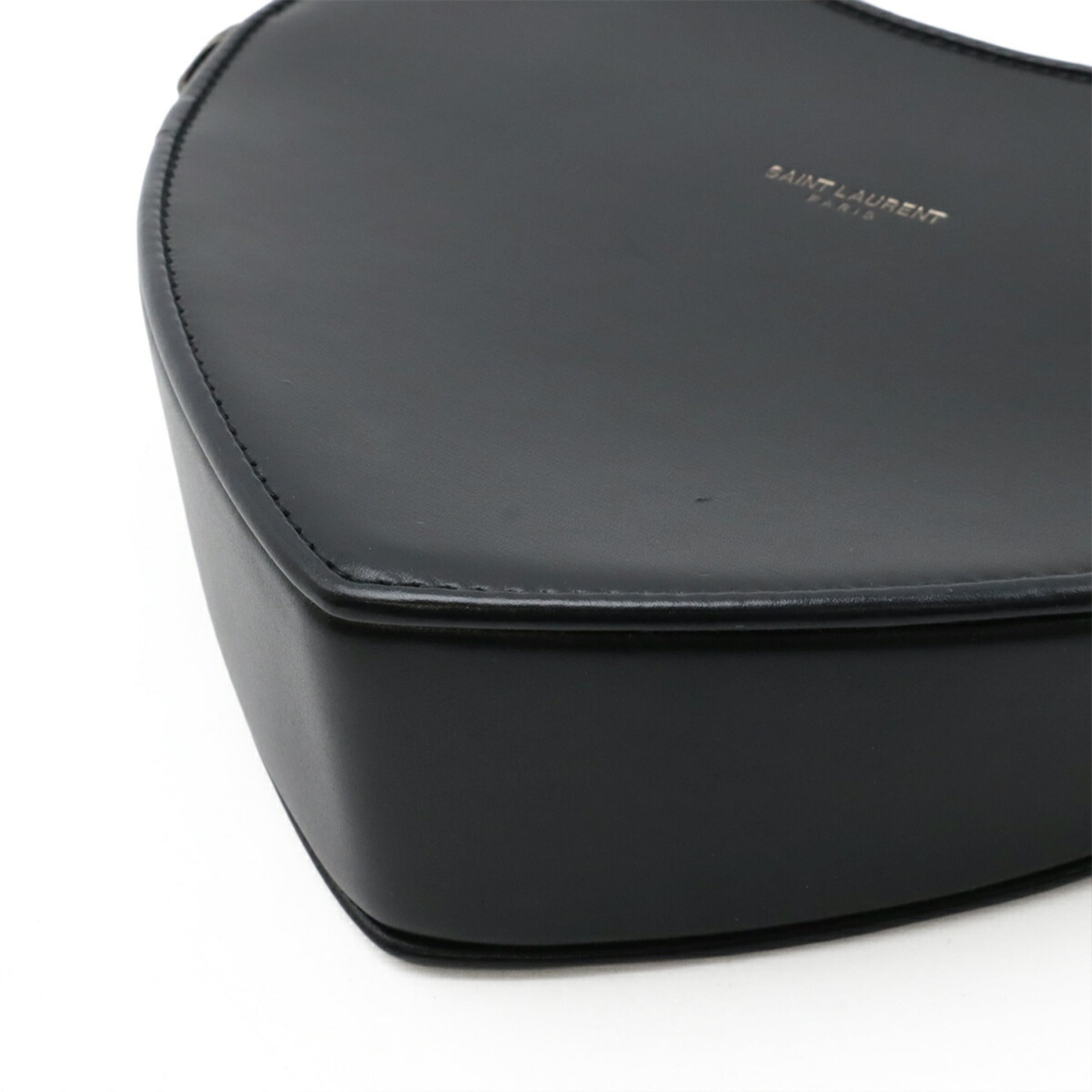 Yves Saint Laurent Black Leather Pochette Shoulder Bag (Pre-Owned)