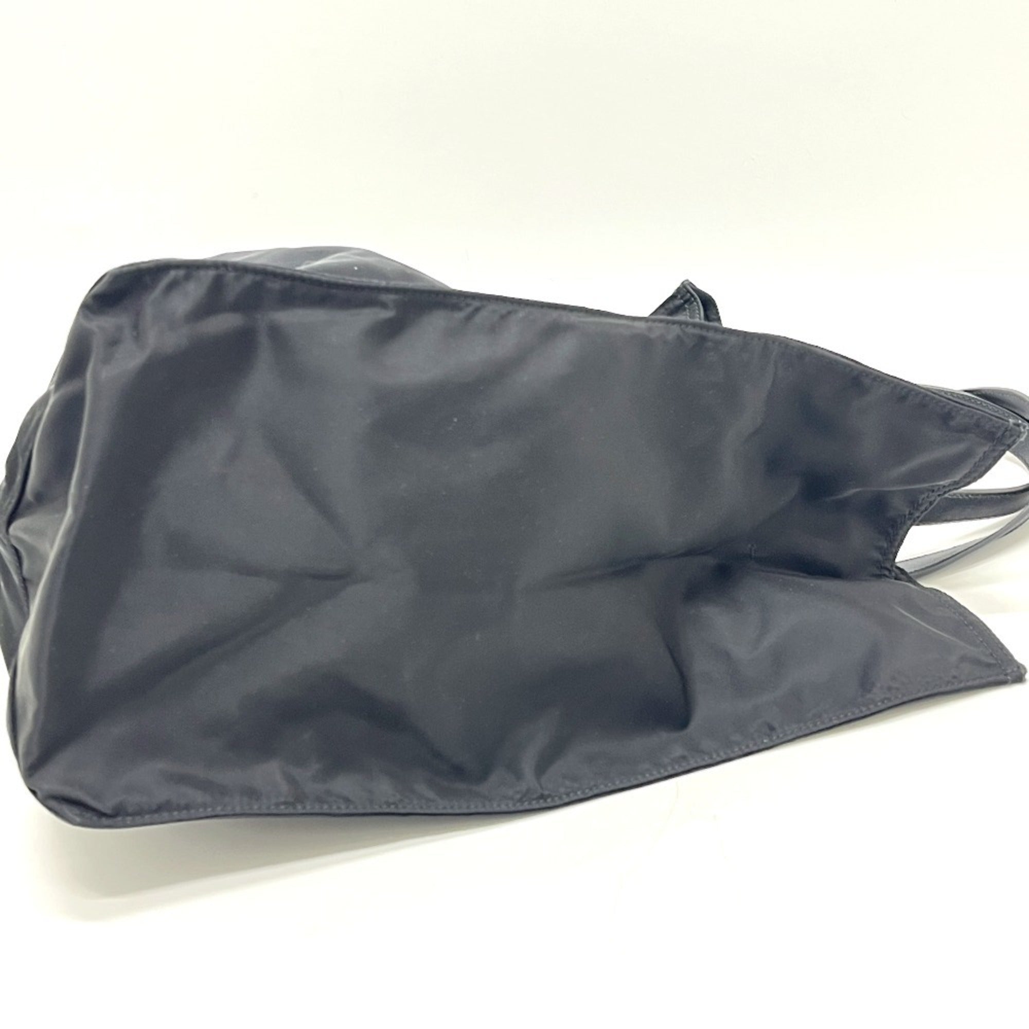Prada Black Nylon Tote Bag (Pre-Owned)
