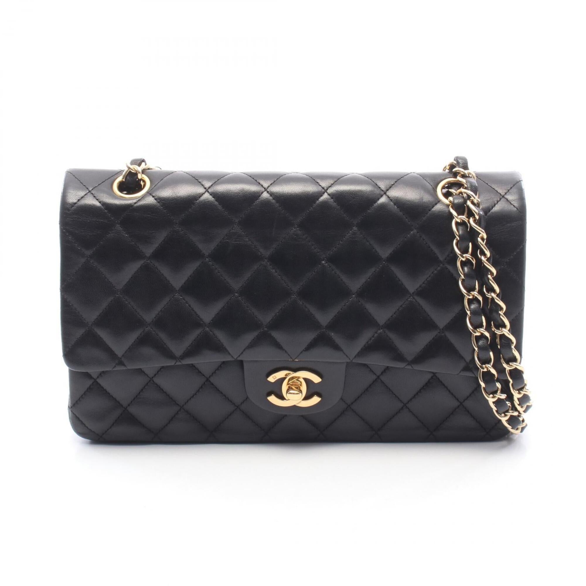 Chanel Black Leather Handbag Shoulder Bag (Pre-Owned)