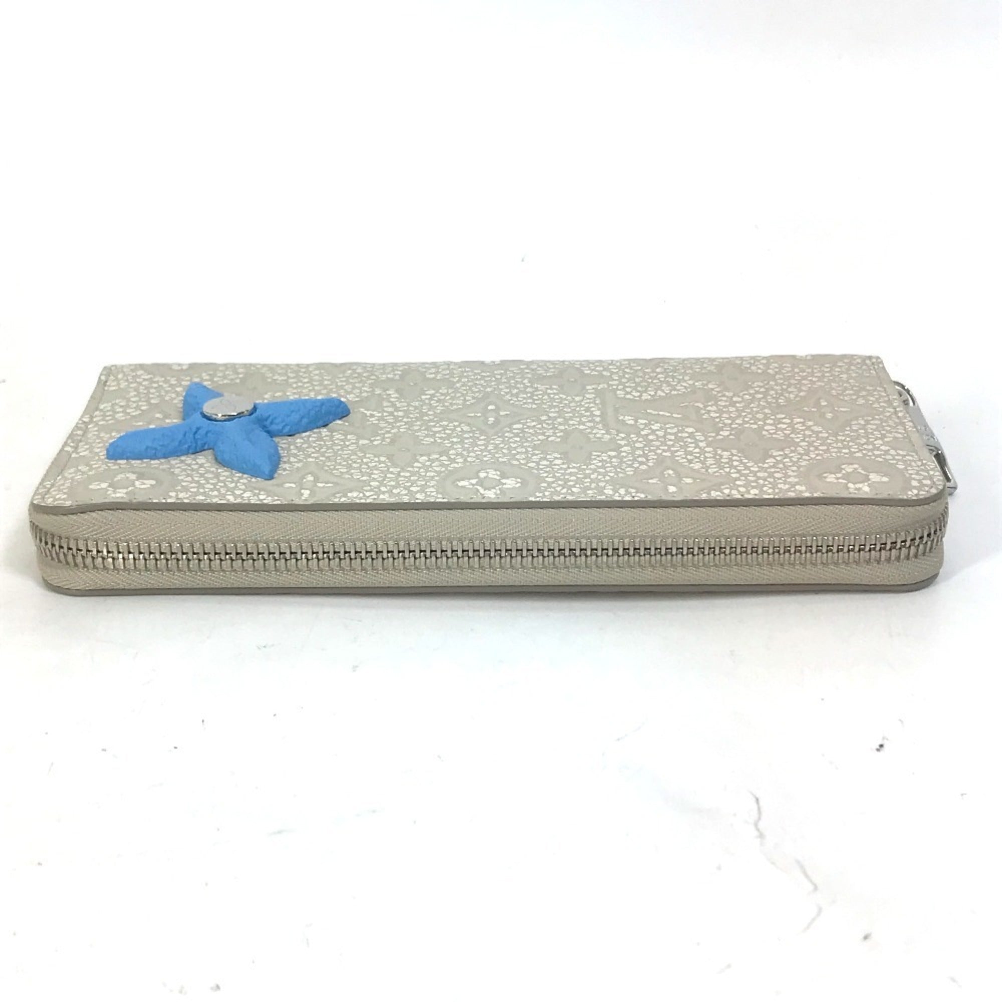 Louis Vuitton White Leather Long Wallet (Bi-Fold) (Pre-Owned)
