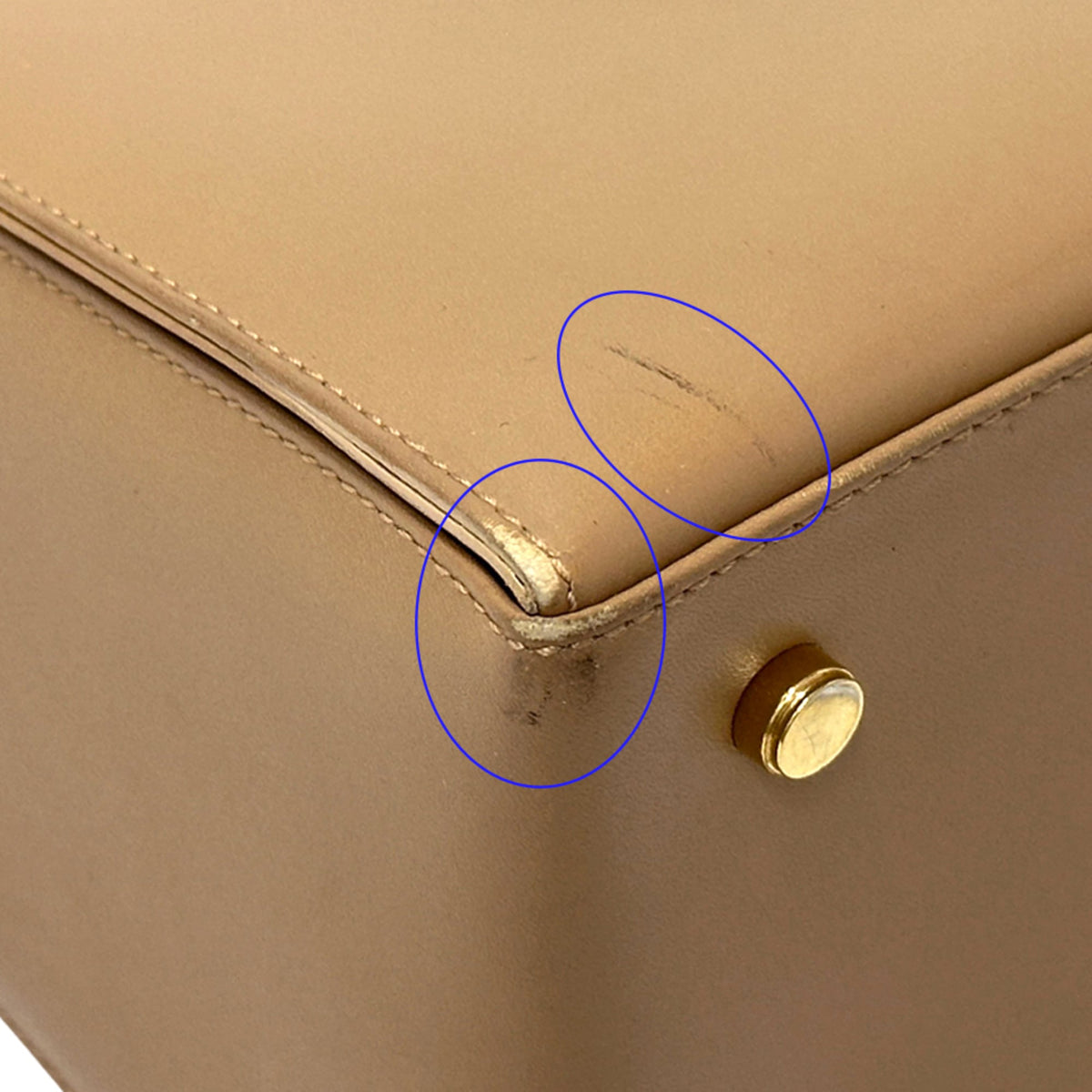 Salvatore Ferragamo Beige Leather Handbag (Pre-Owned)
