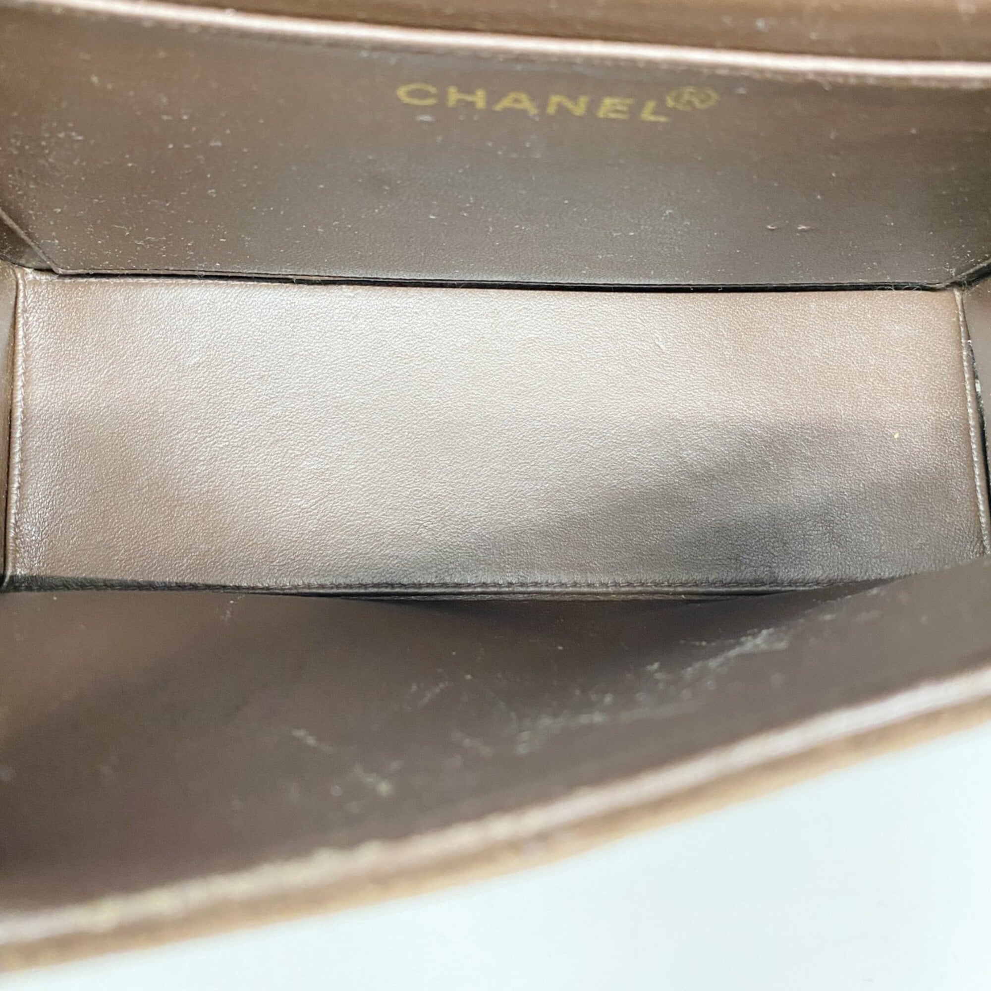 Chanel Dark Brown Suede Shoulder Bag (Pre-Owned)