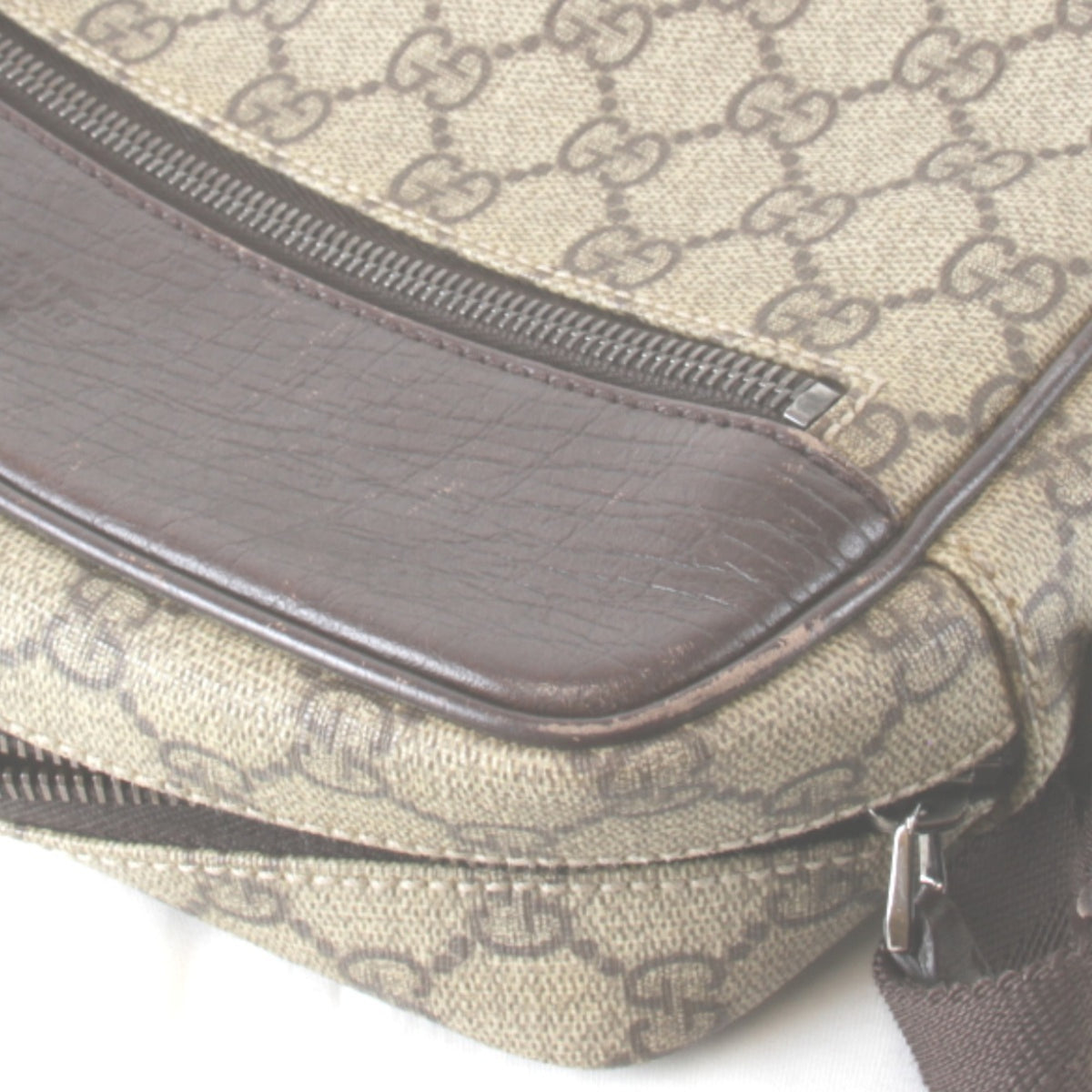 Gucci Beige Gg Supreme Shoulder Bag (Pre-Owned)