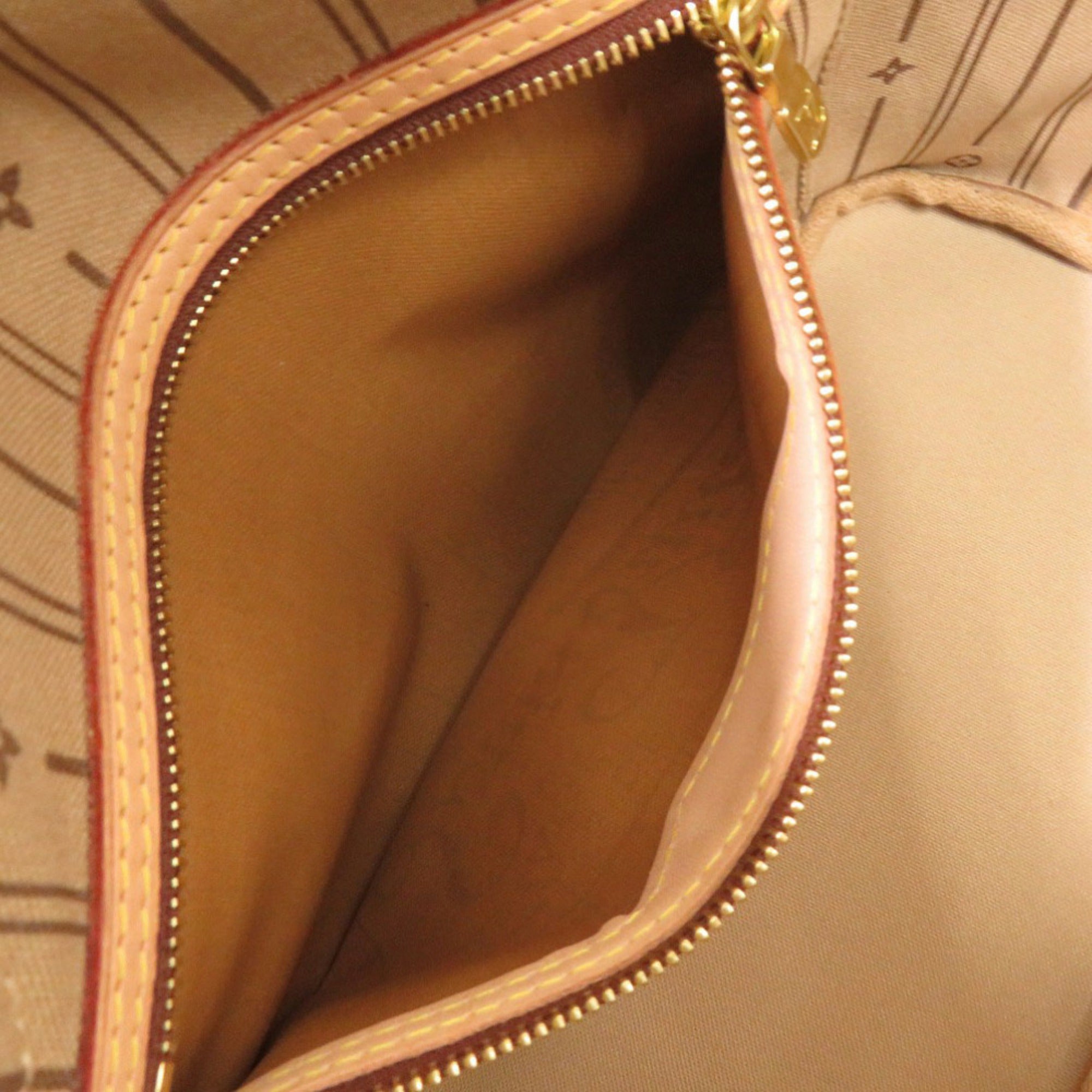 Louis Vuitton Beige Monogram Monogram Tote Bag (Pre-Owned)