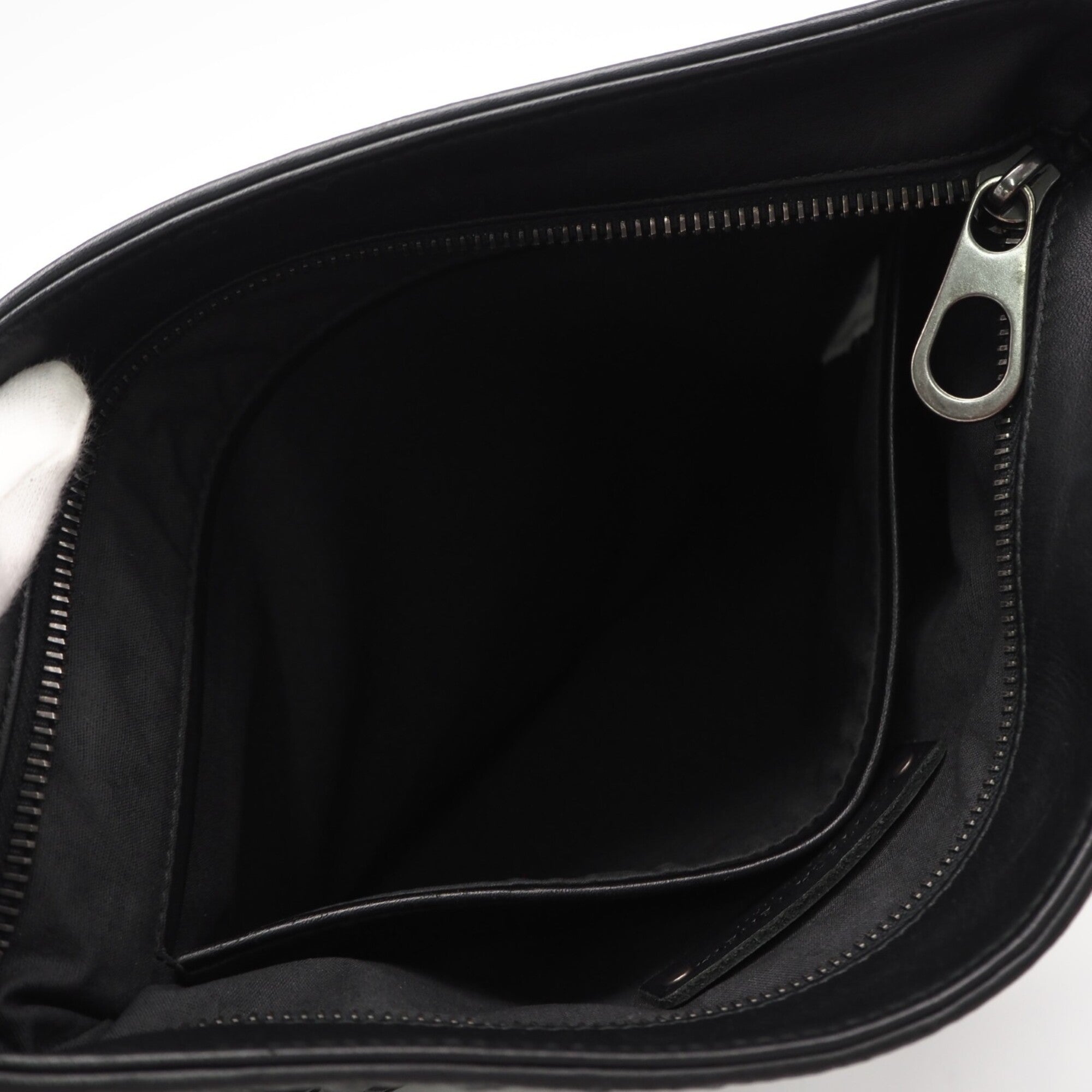 Bottega Veneta Intrecciato Black Leather Shoulder Bag (Pre-Owned)