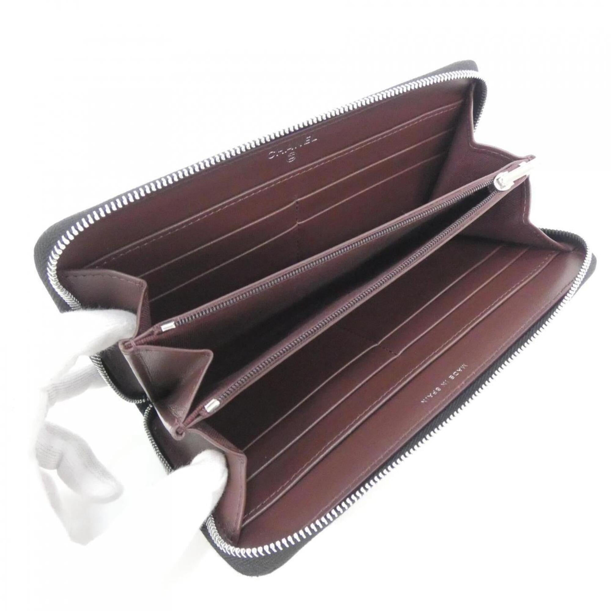 Chanel Black Bordeaux Grained Calfskin Long Wallet (Bi-Fold) (Pre-Owned)