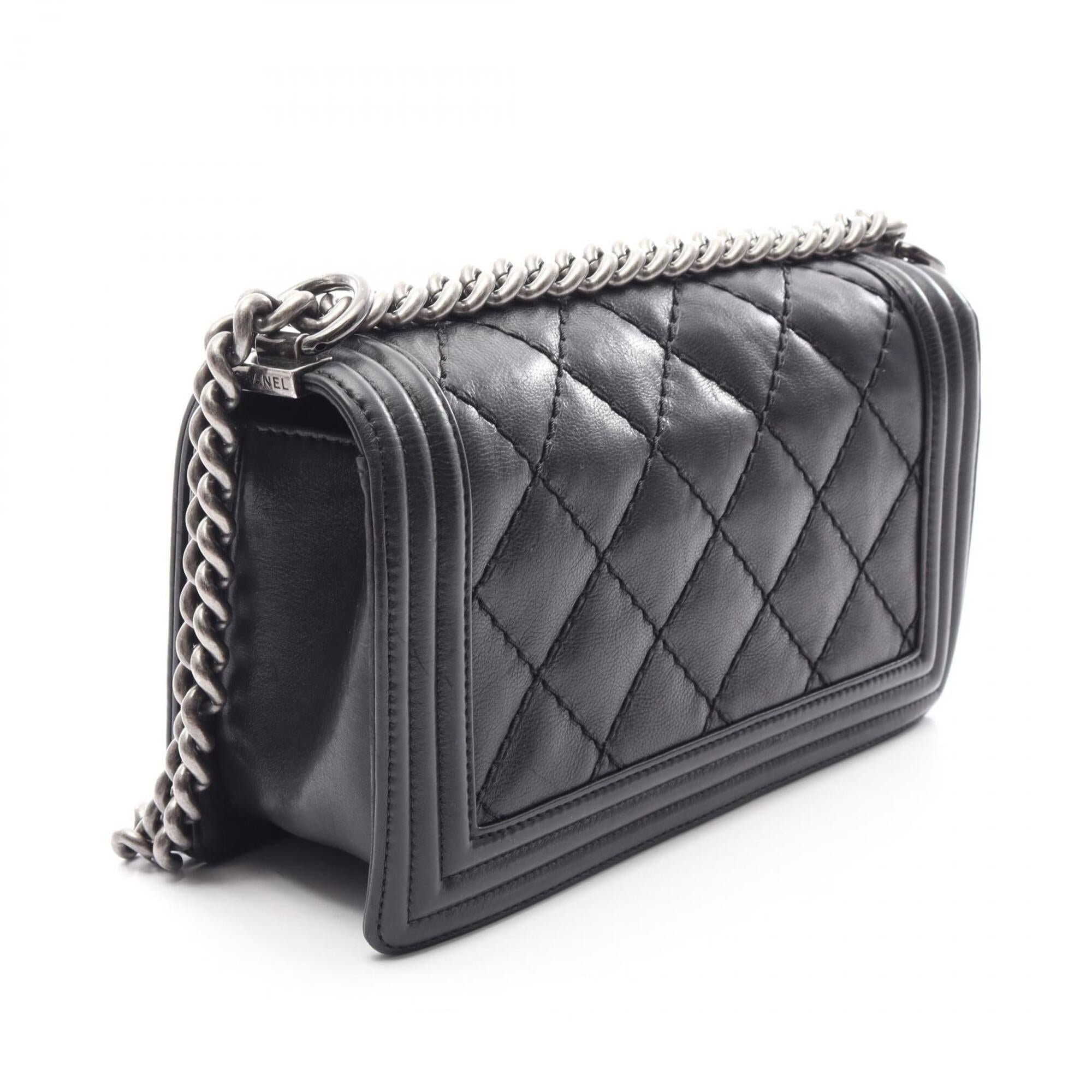 Chanel Black Leather Handbag Shoulder Bag (Pre-Owned)