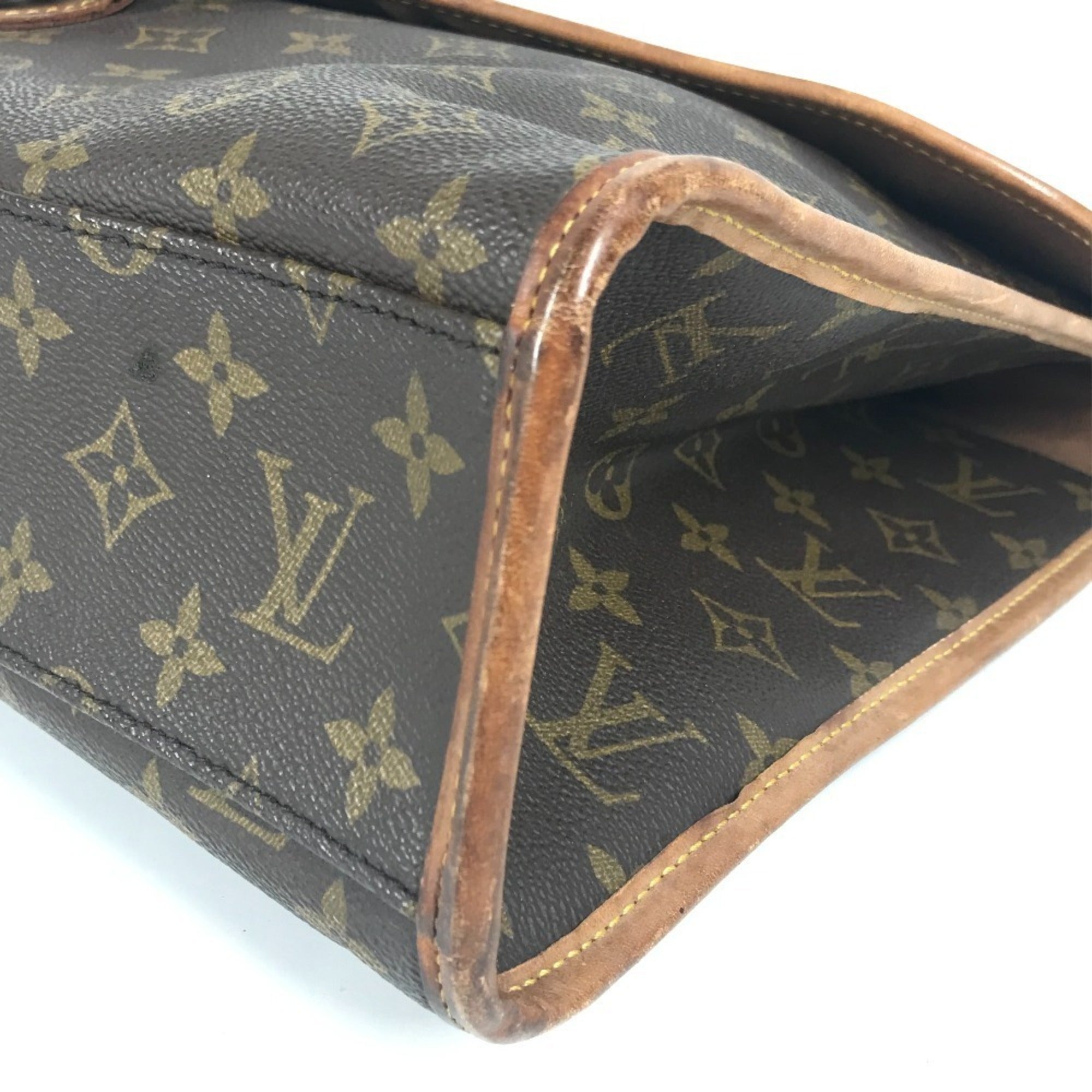 Louis Vuitton Brown Monogram Canvas Handbag Shoulder Bag (Pre-Owned)