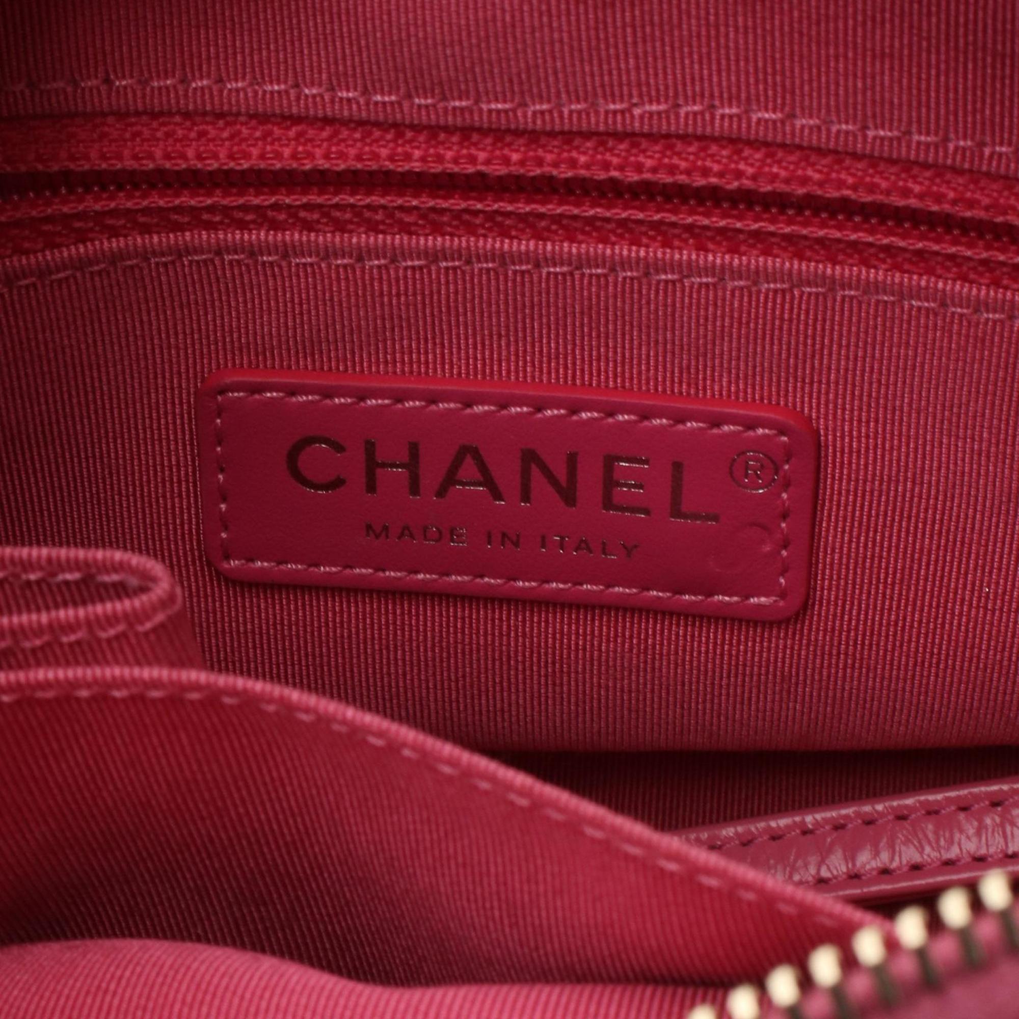 Chanel Pink Leather Shoulder Bag (Pre-Owned)