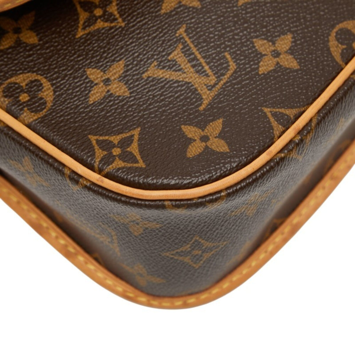 Louis Vuitton Brown Pvc Leather Shoulder Bag (Pre-Owned)