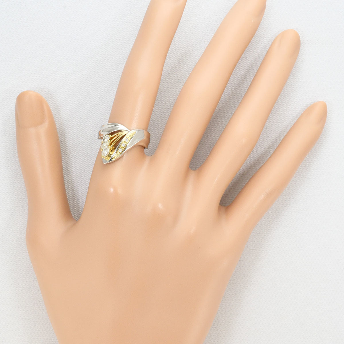 Unbranded Platinum Yellow Gold Yellow Gold (18K) Platinum 900 Band Ring (Pre-Owned)