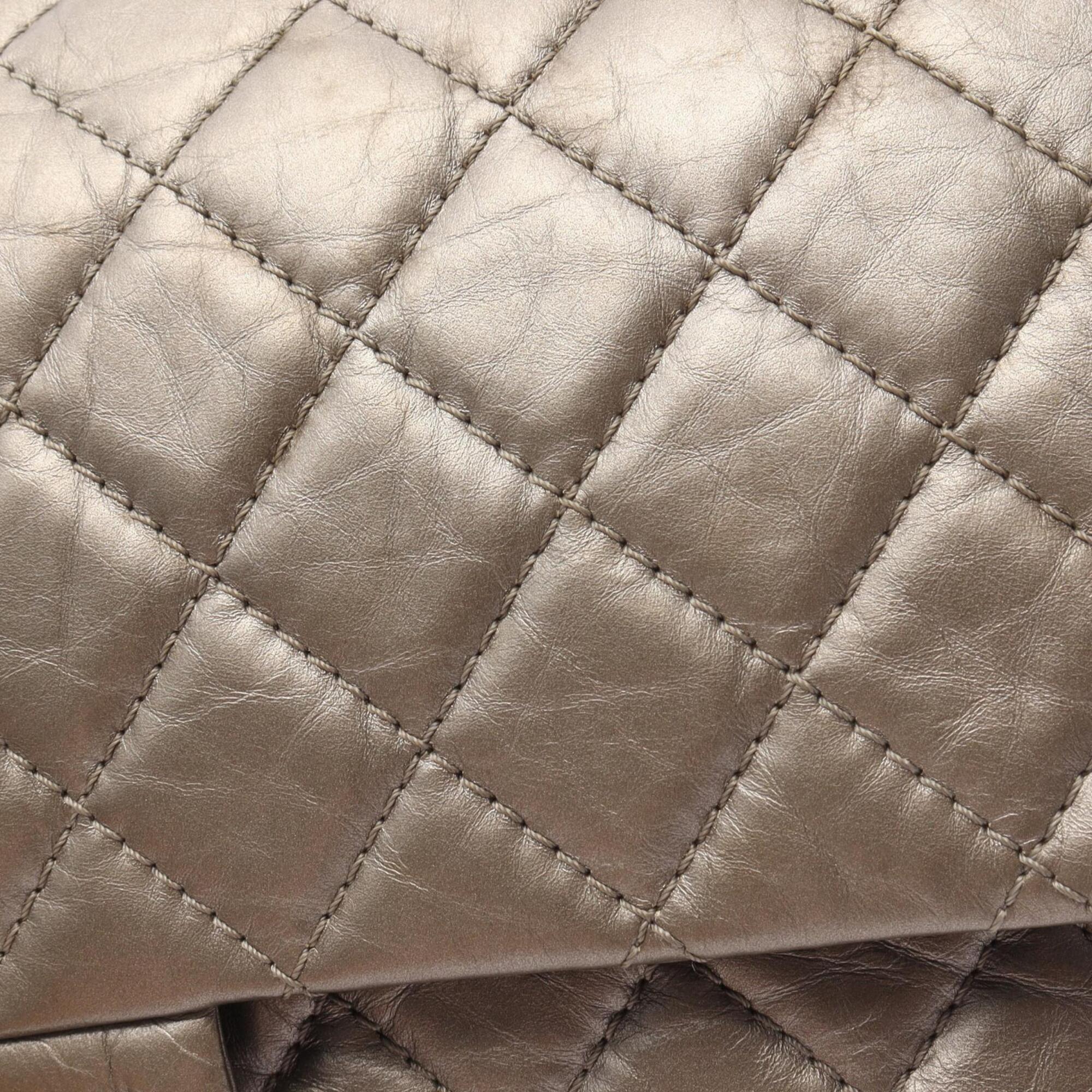 Chanel Beige Leather Handbag Shoulder Bag (Pre-Owned)