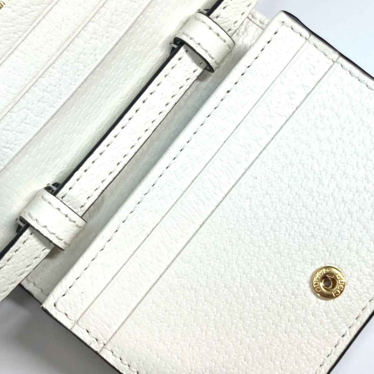 Gucci White Leather Wallet (Bi-Fold) (Pre-Owned)