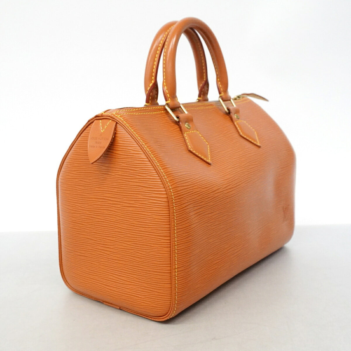 Louis Vuitton Gold Cipango Handbag (Pre-Owned)