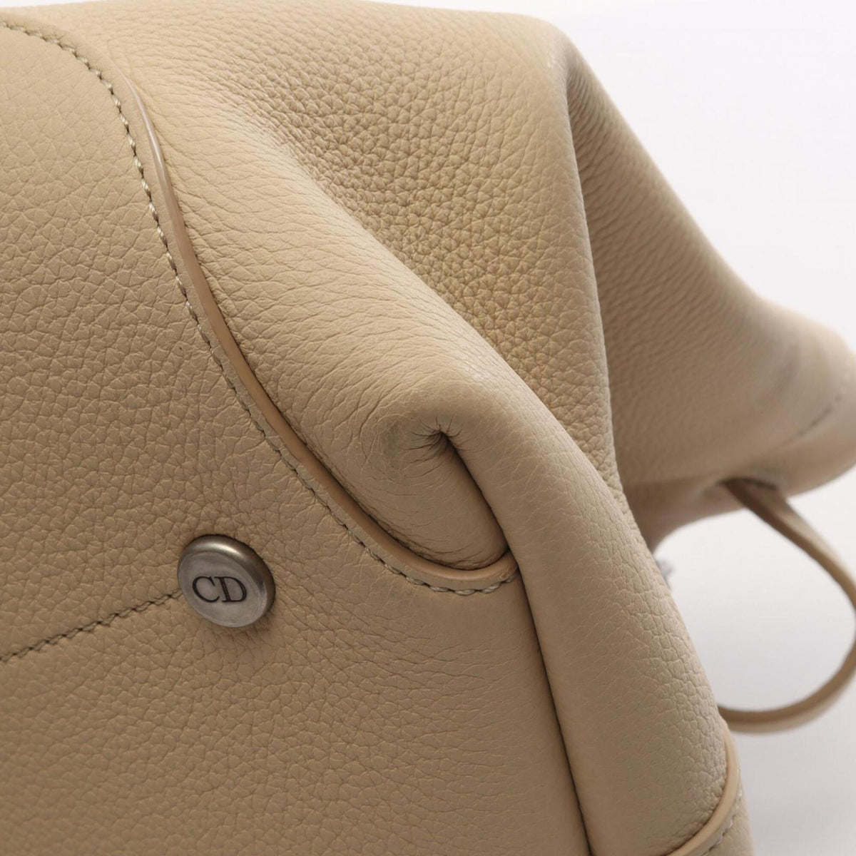 Christian Dior Beige Leather Tote Bag (Pre-Owned)
