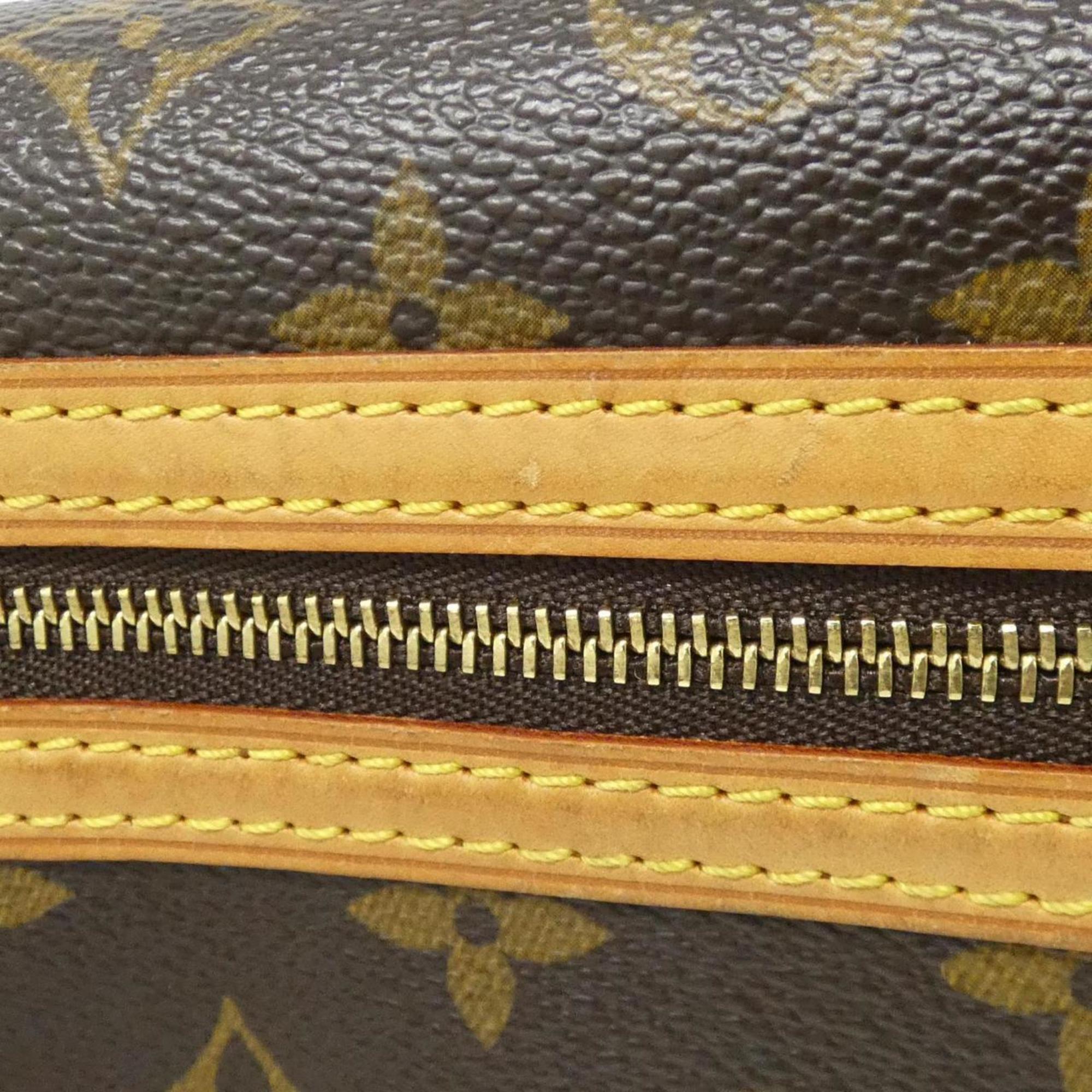 Louis Vuitton Marron Coated Canvas Shoulder Bag (Pre-Owned)