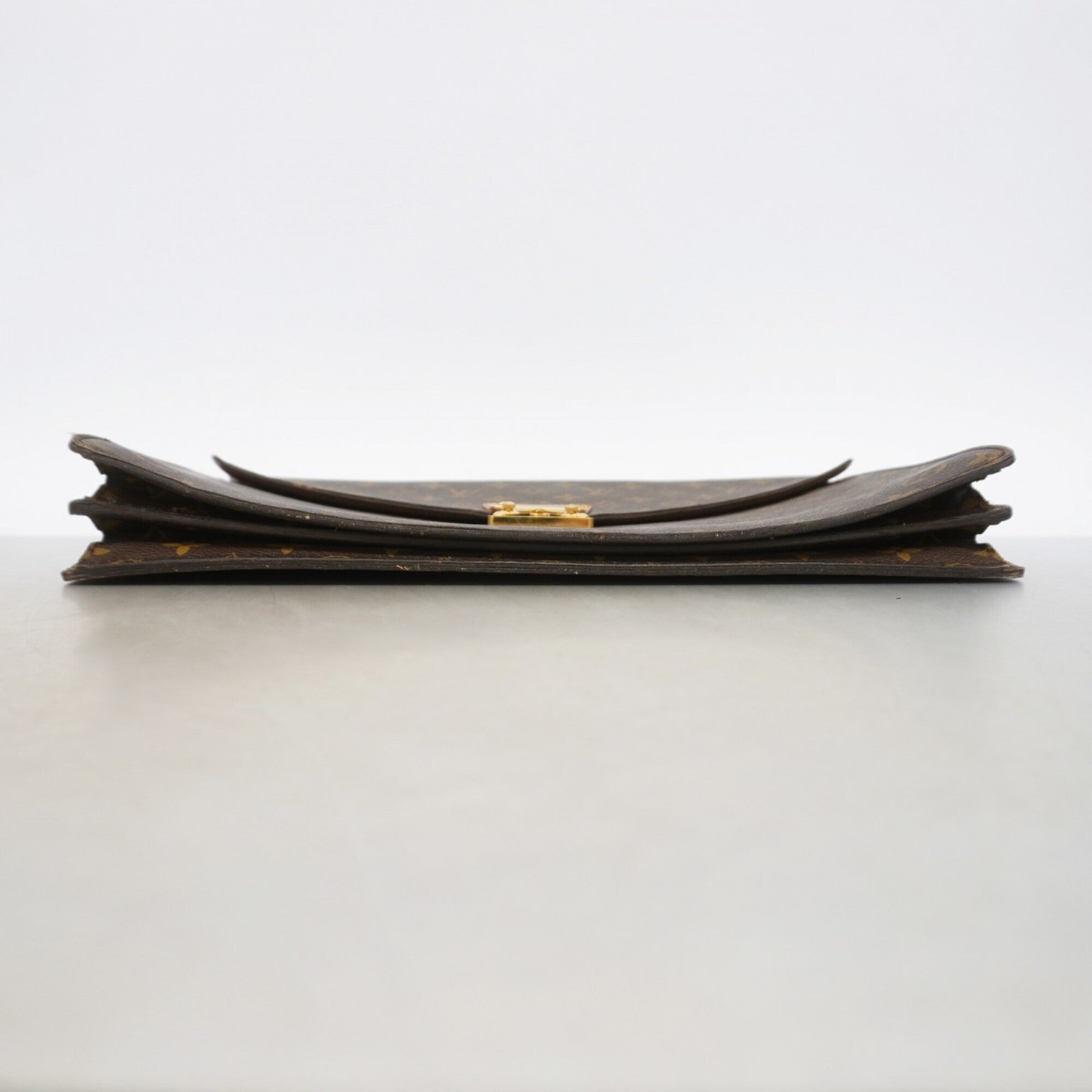 Louis Vuitton Brown Briefcase (Pre-Owned)