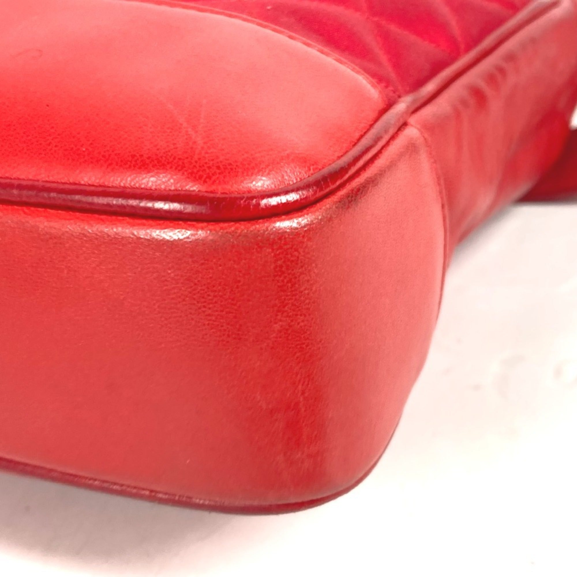 Chanel Red Color Satin Leather Shoulder Bag Tote Bag (Pre-Owned)