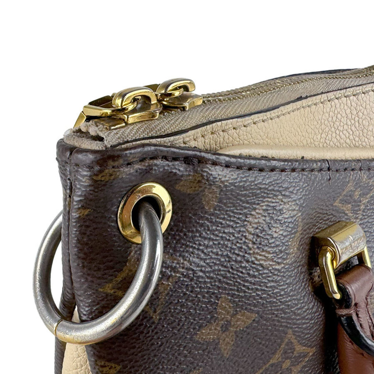 Louis Vuitton Brown Light Beige Monogram Monogram Leather Handbag (Pre-Owned)