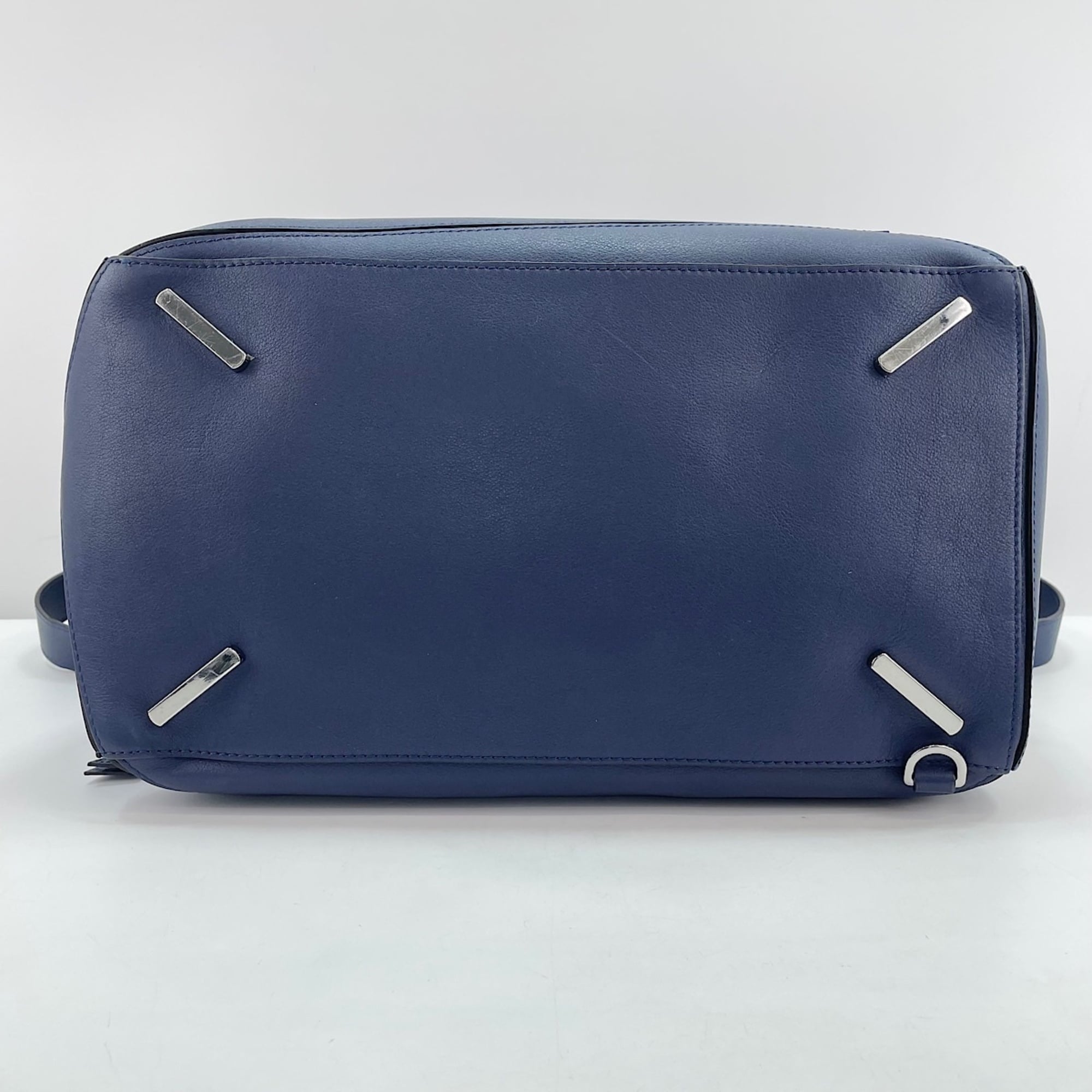 Loewe Blue Shoulder Bag (Pre-Owned)