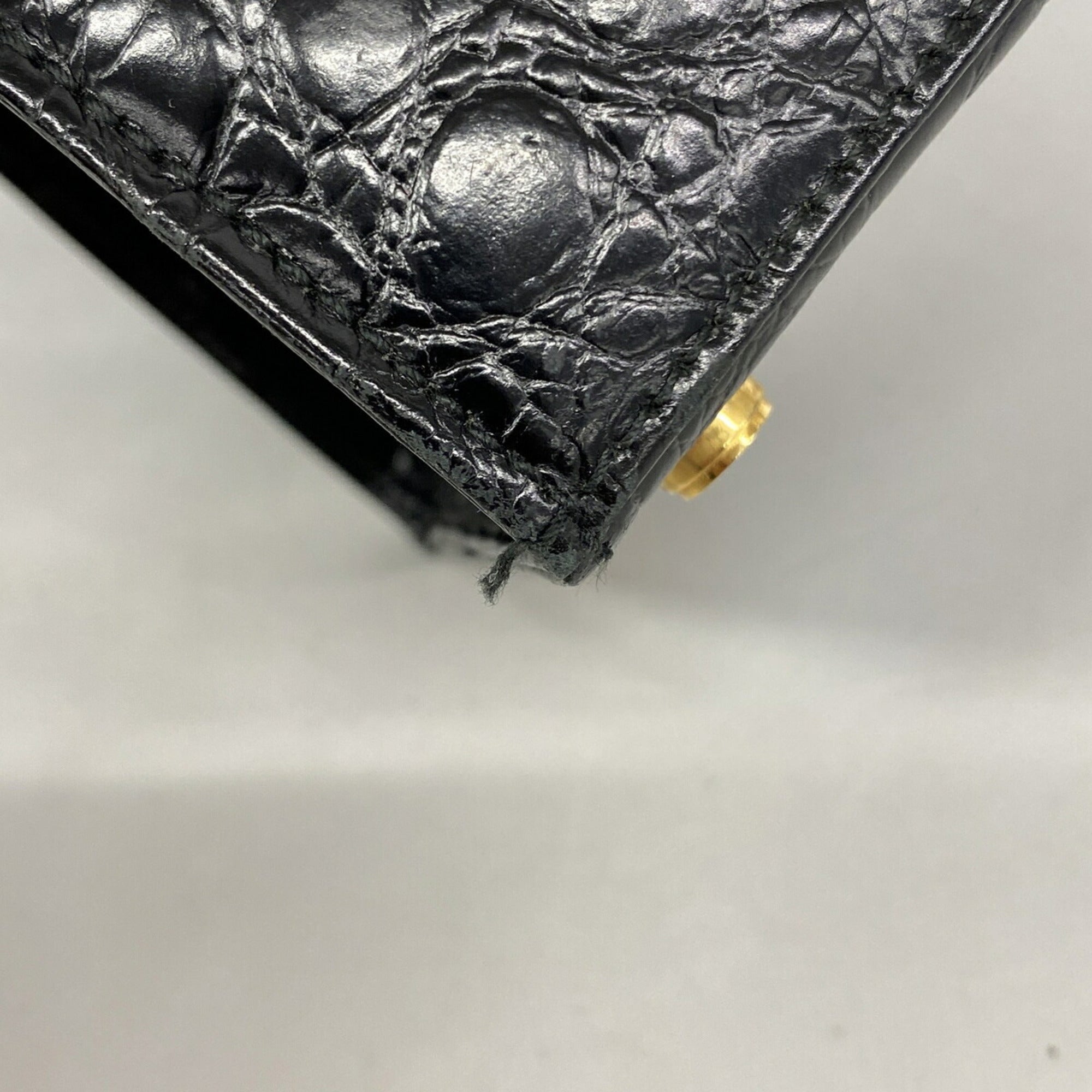 Salvatore Ferragamo Black Leather Handbag (Pre-Owned)