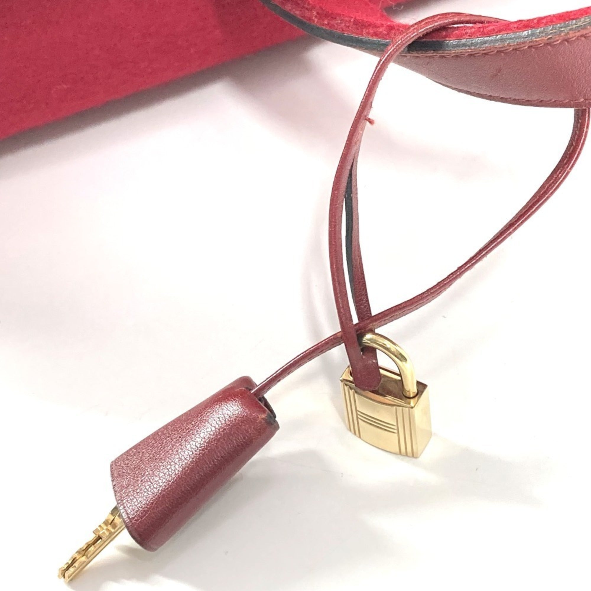 Hermes Red Color Felt Leather Boston Bag (Pre-Owned)