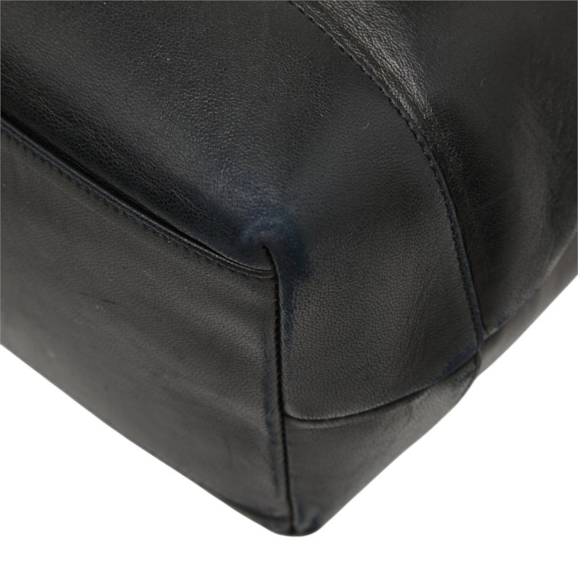 Chanel Black Leather Handbag Tote Bag (Pre-Owned)