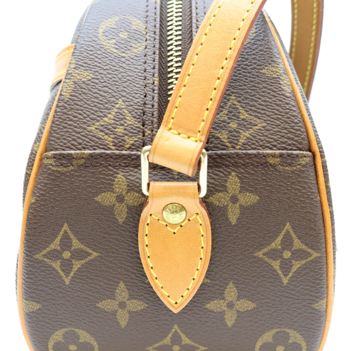 Louis Vuitton Brown Monogram Shoulder Bag (Pre-Owned)