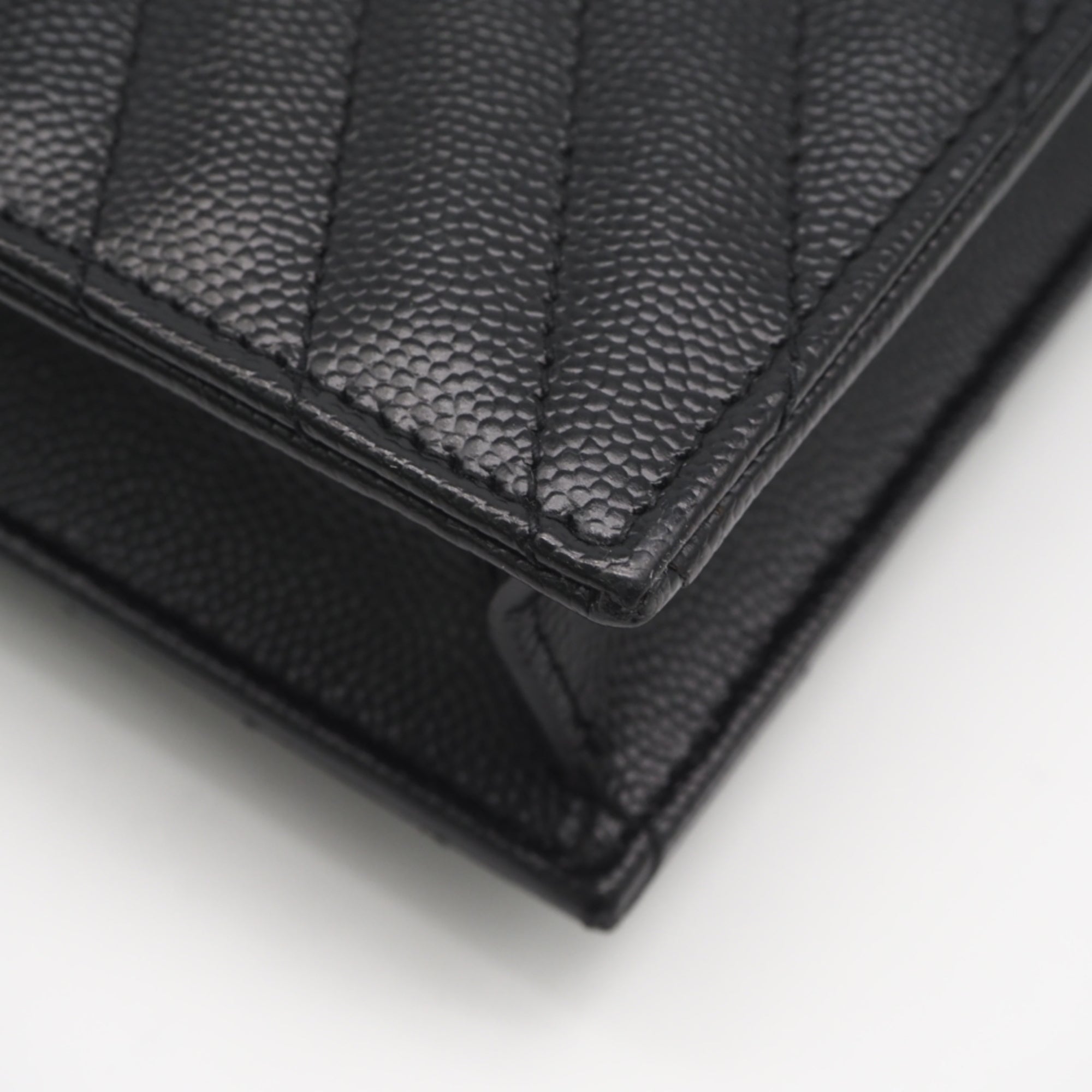 Yves Saint Laurent Black Leather Chain/Shoulder Wallet (Pre-Owned)