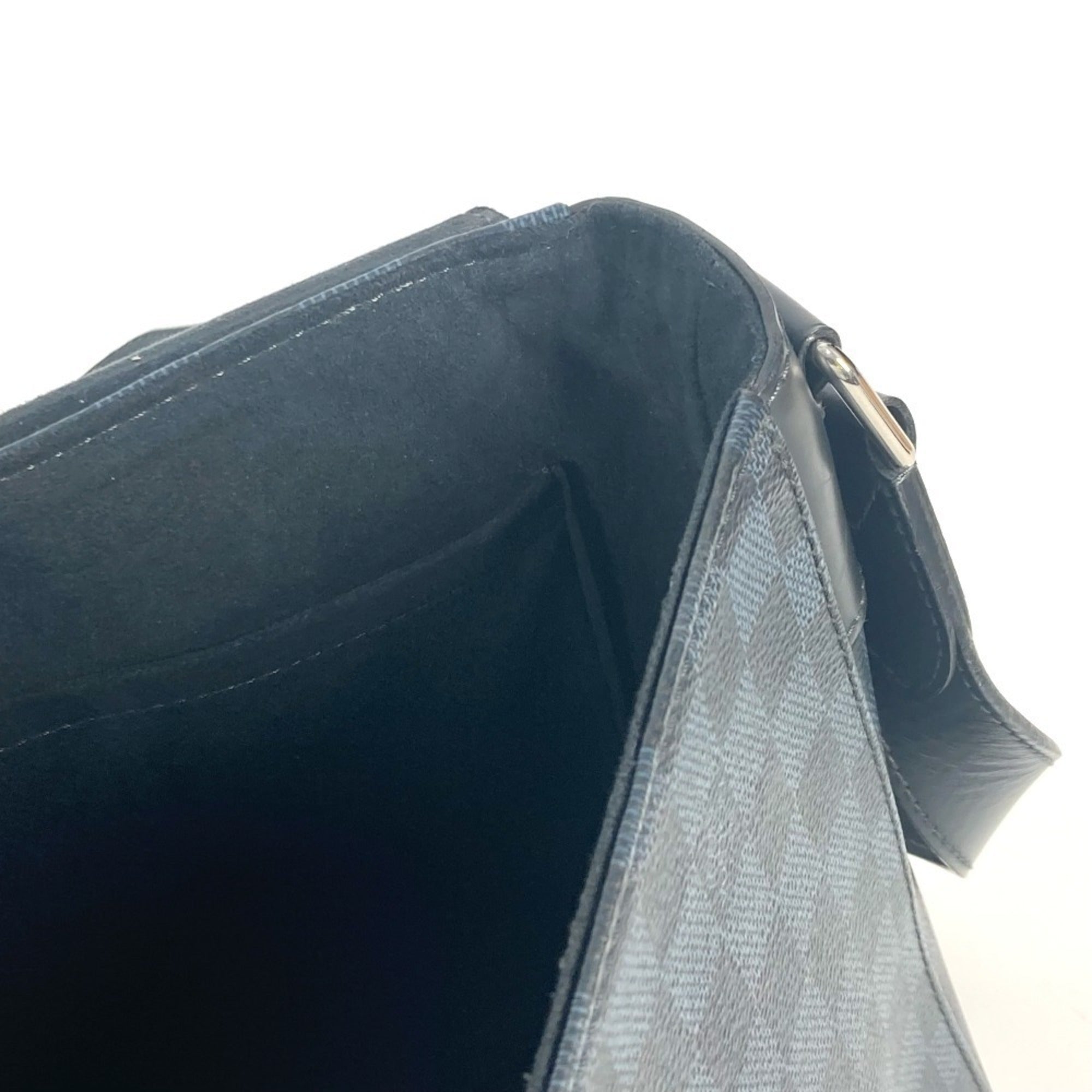 Louis Vuitton Navy Canvas Pochette Shoulder Bag (Pre-Owned)