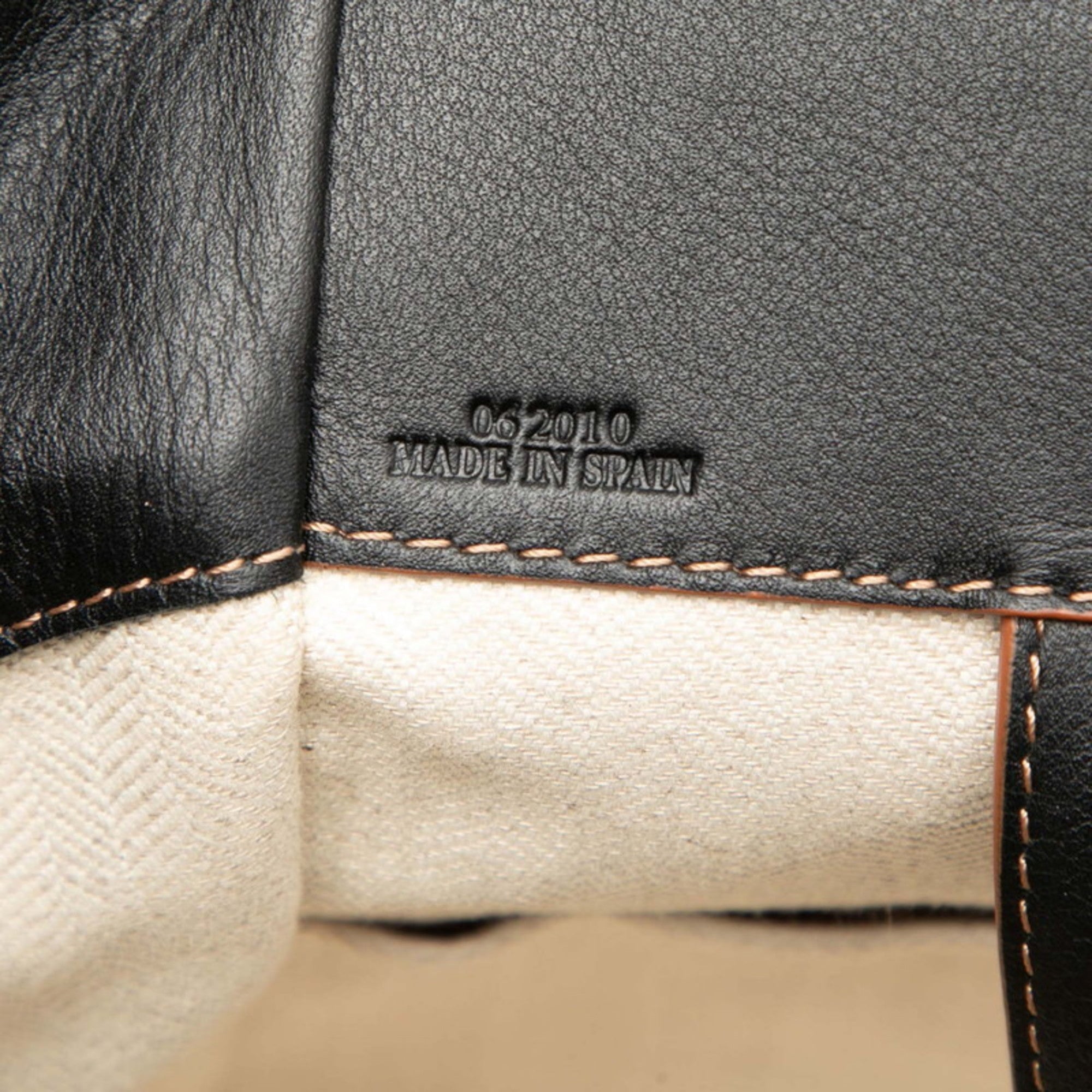 Loewe Beige Multi-Color Leather Handbag Shoulder Bag (Pre-Owned)