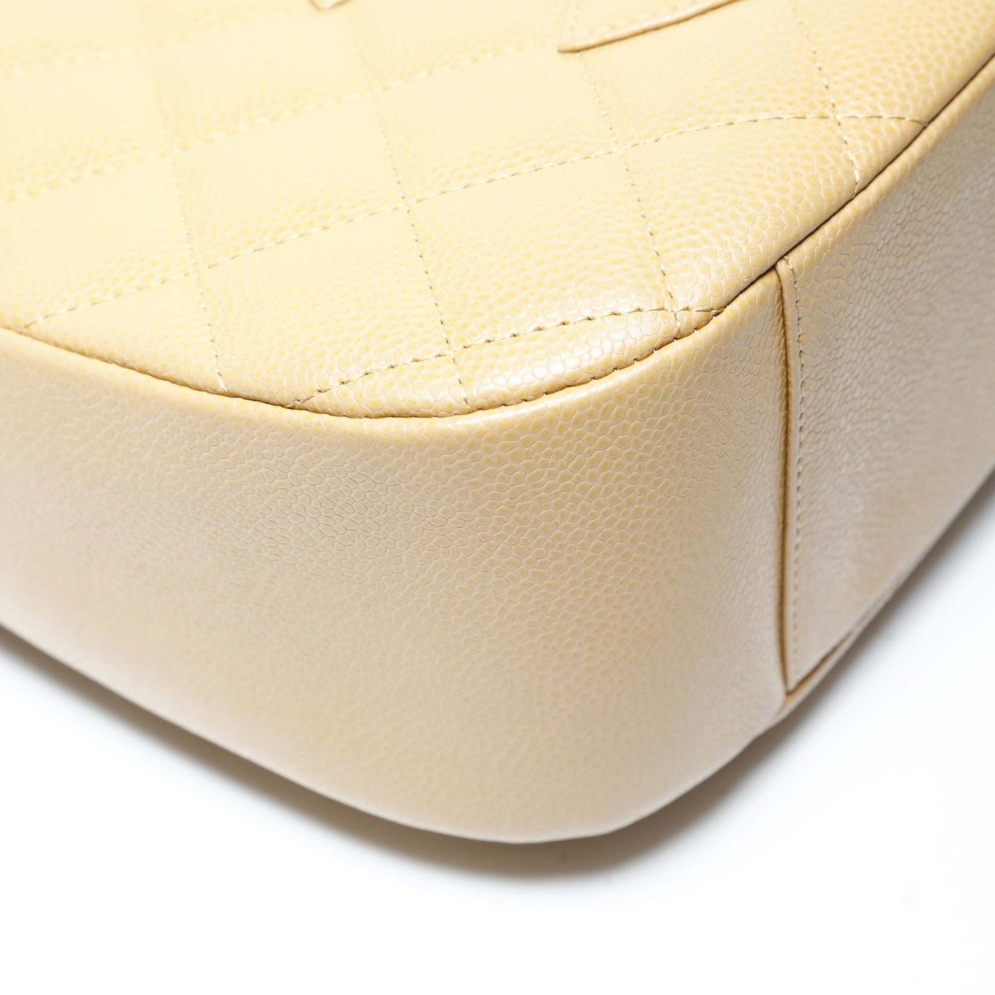 Chanel Beige Grained Calfskin Shoulder Bag (Pre-Owned)