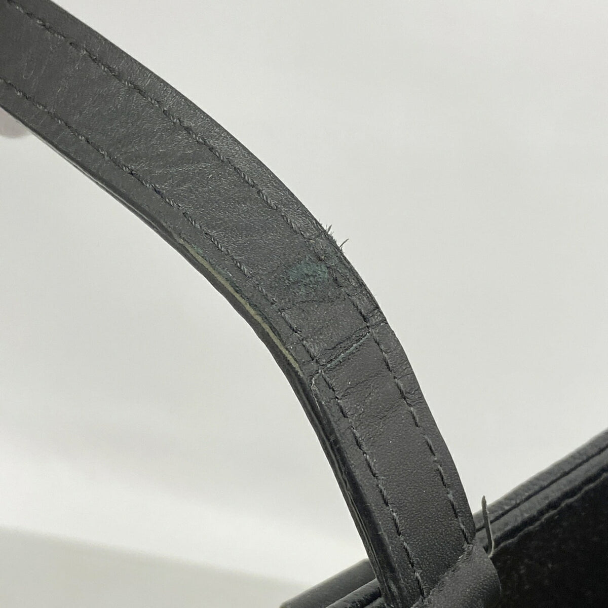 Louis Vuitton Noir Tote Bag (Pre-Owned)