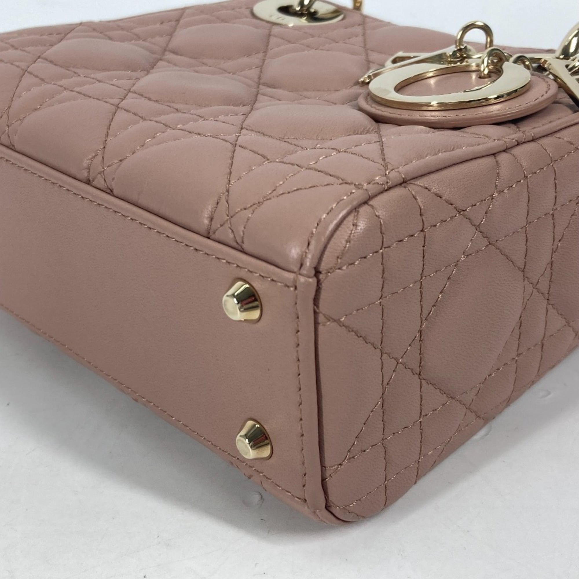 Christian Dior Beige Leather Handbag (Pre-Owned)