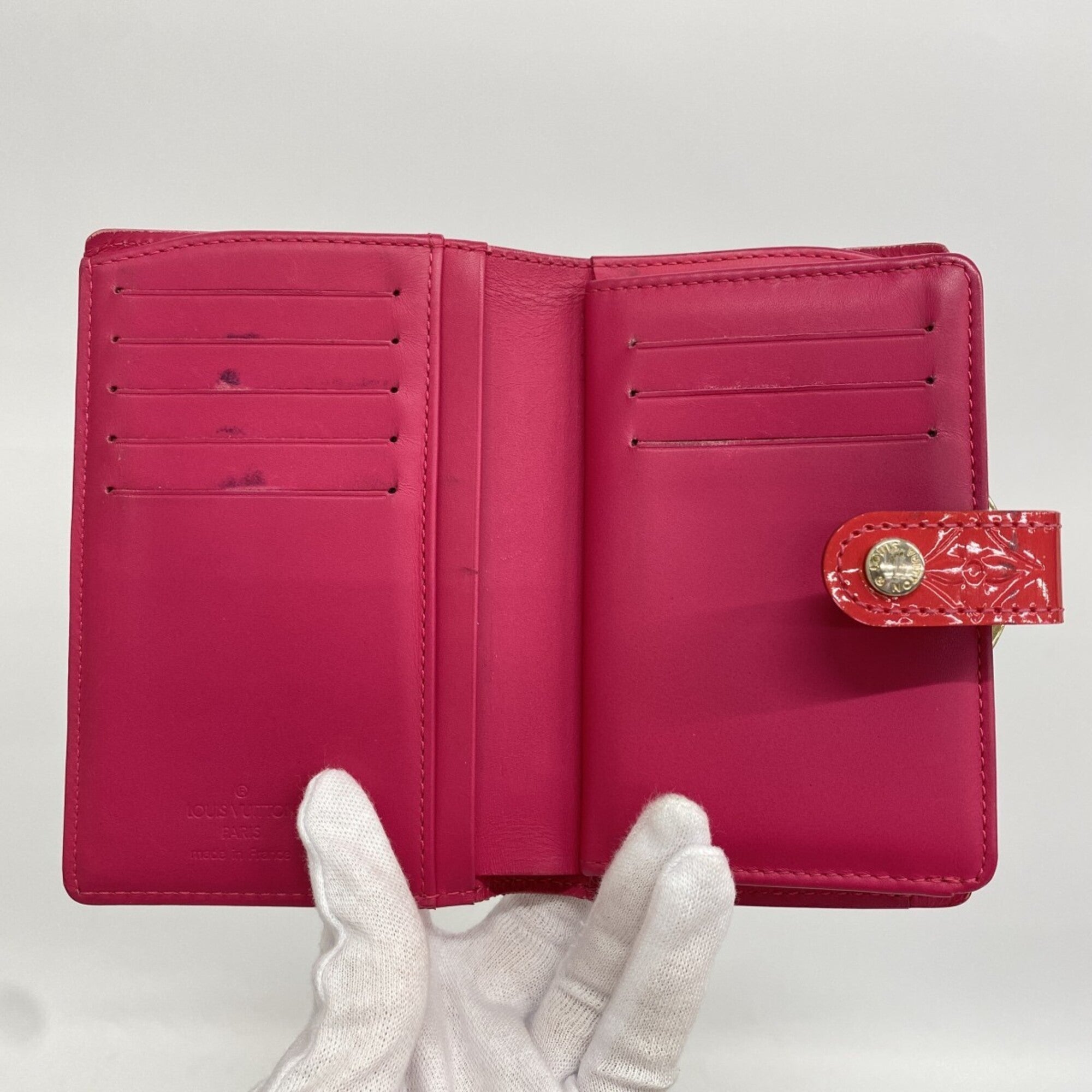 Louis Vuitton Rose Pop Wallet (Bi-Fold) (Pre-Owned)
