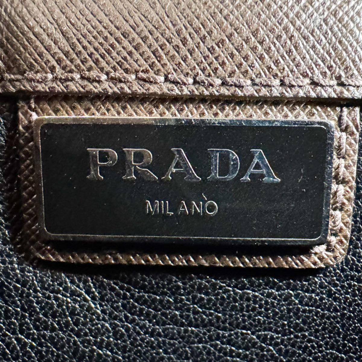 Prada Brown Leather Shoulder Bag (Pre-Owned)