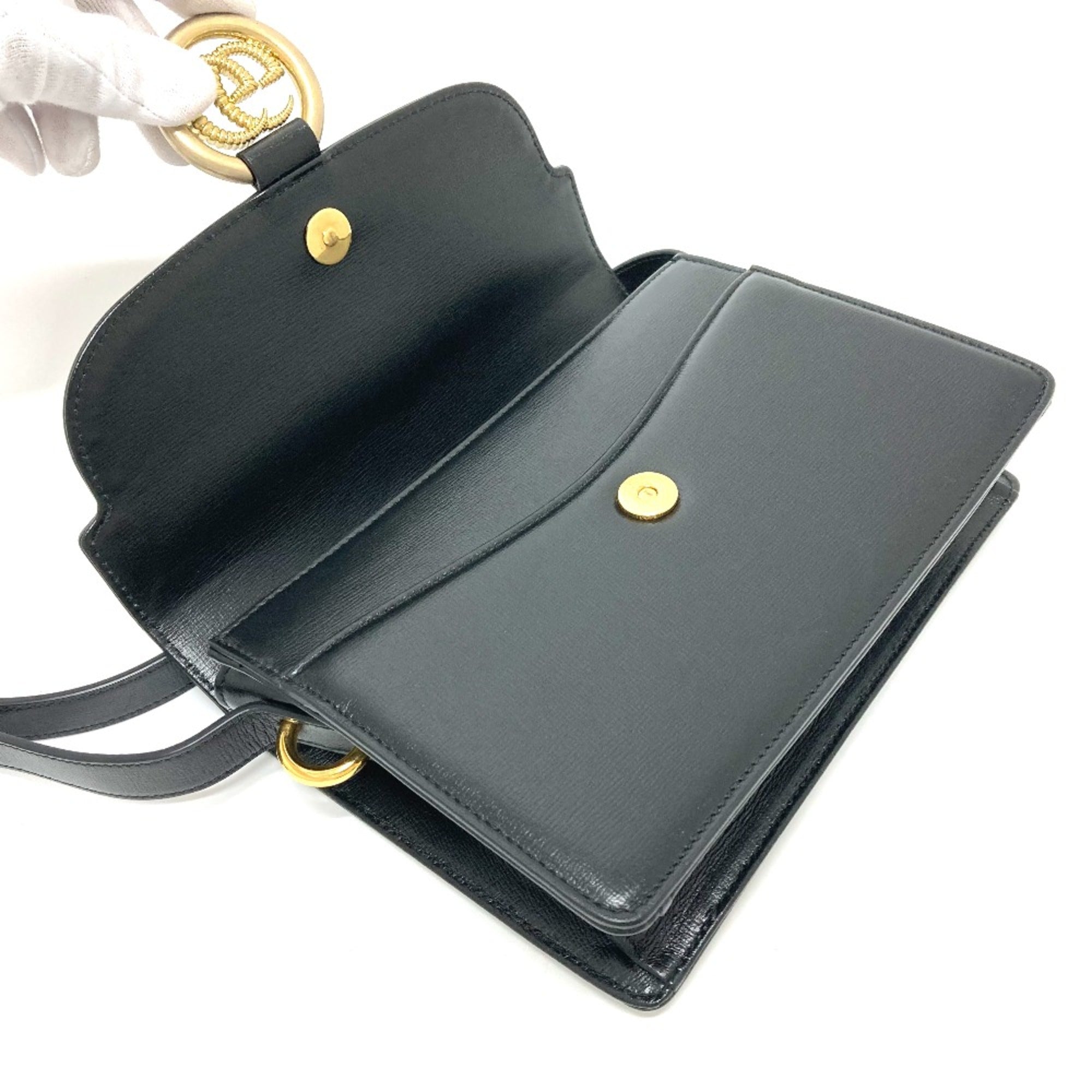 Gucci Black Leather Shoulder Bag (Pre-Owned)
