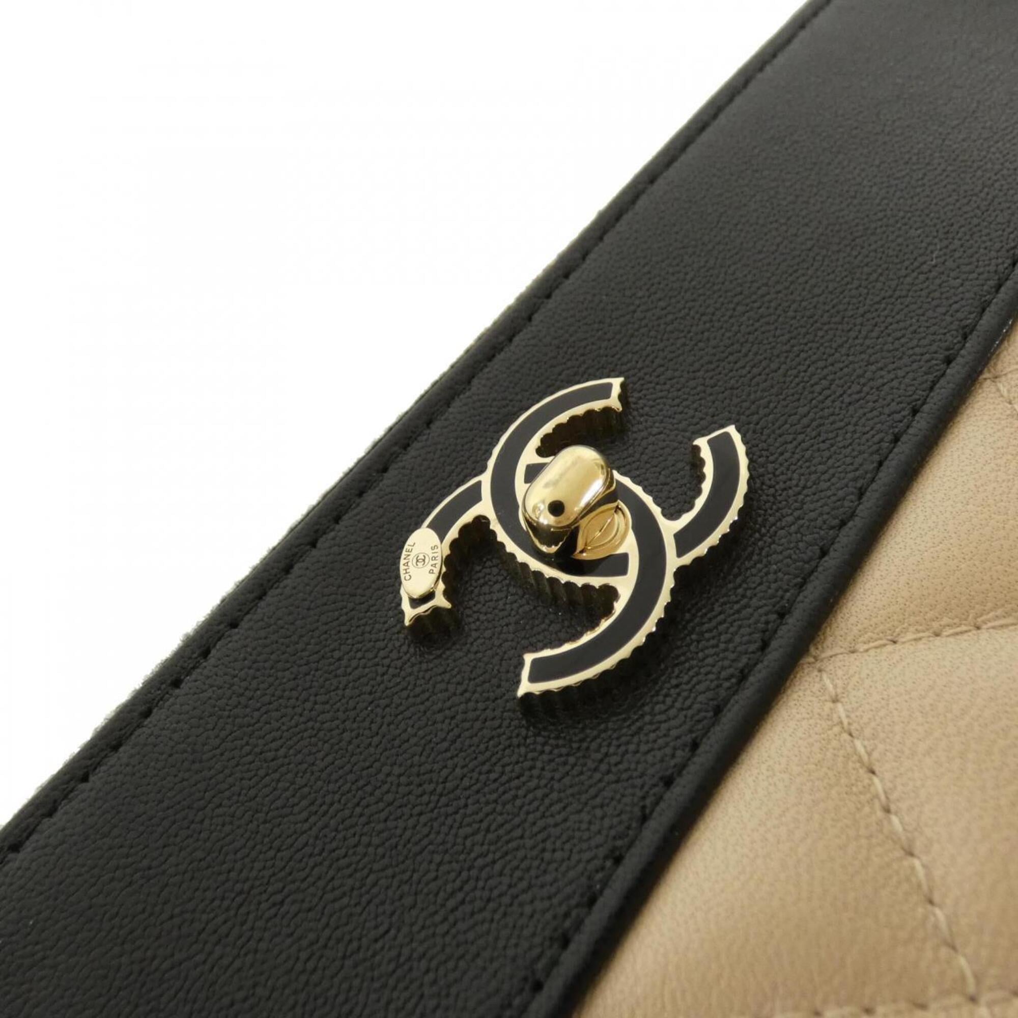 Chanel Beige Black Leather Handbag Pouch (Pre-Owned)