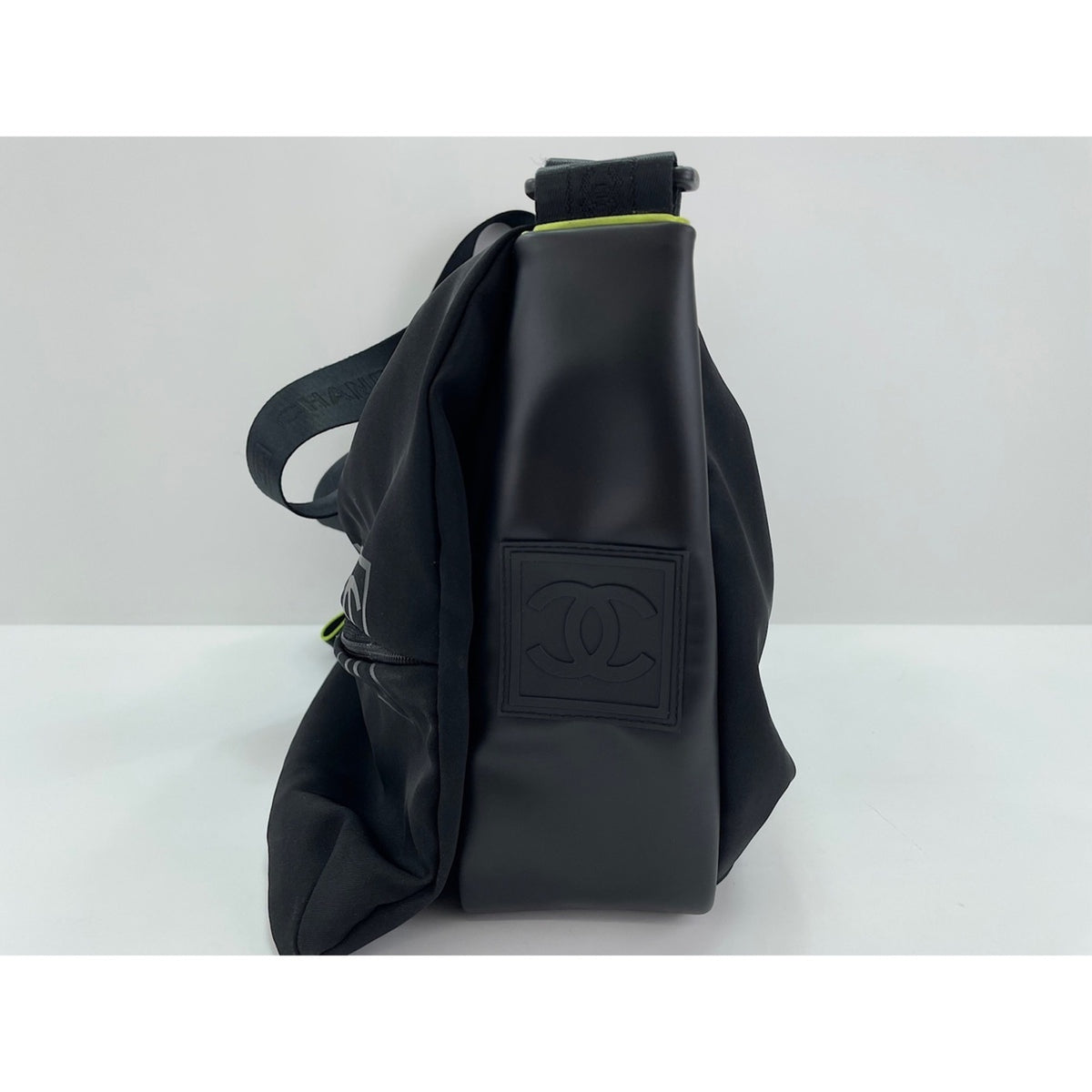 Chanel Sport Black Clear Nylon Shoulder Bag (Pre-Owned)
