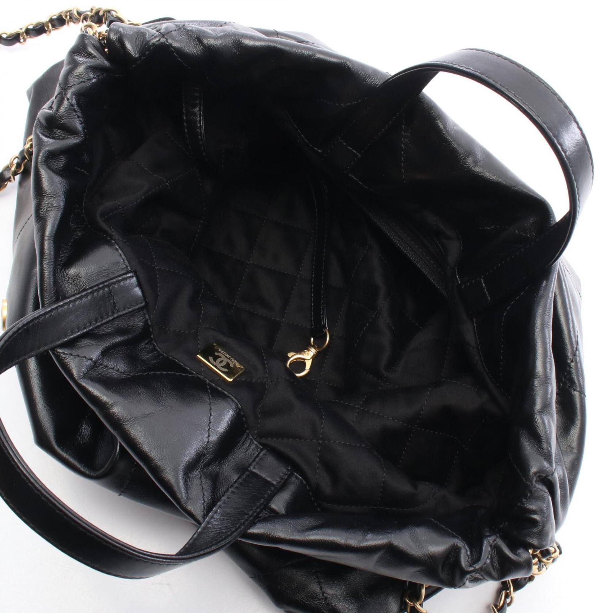 Chanel Black Leather Backpack Handbag (Pre-Owned)