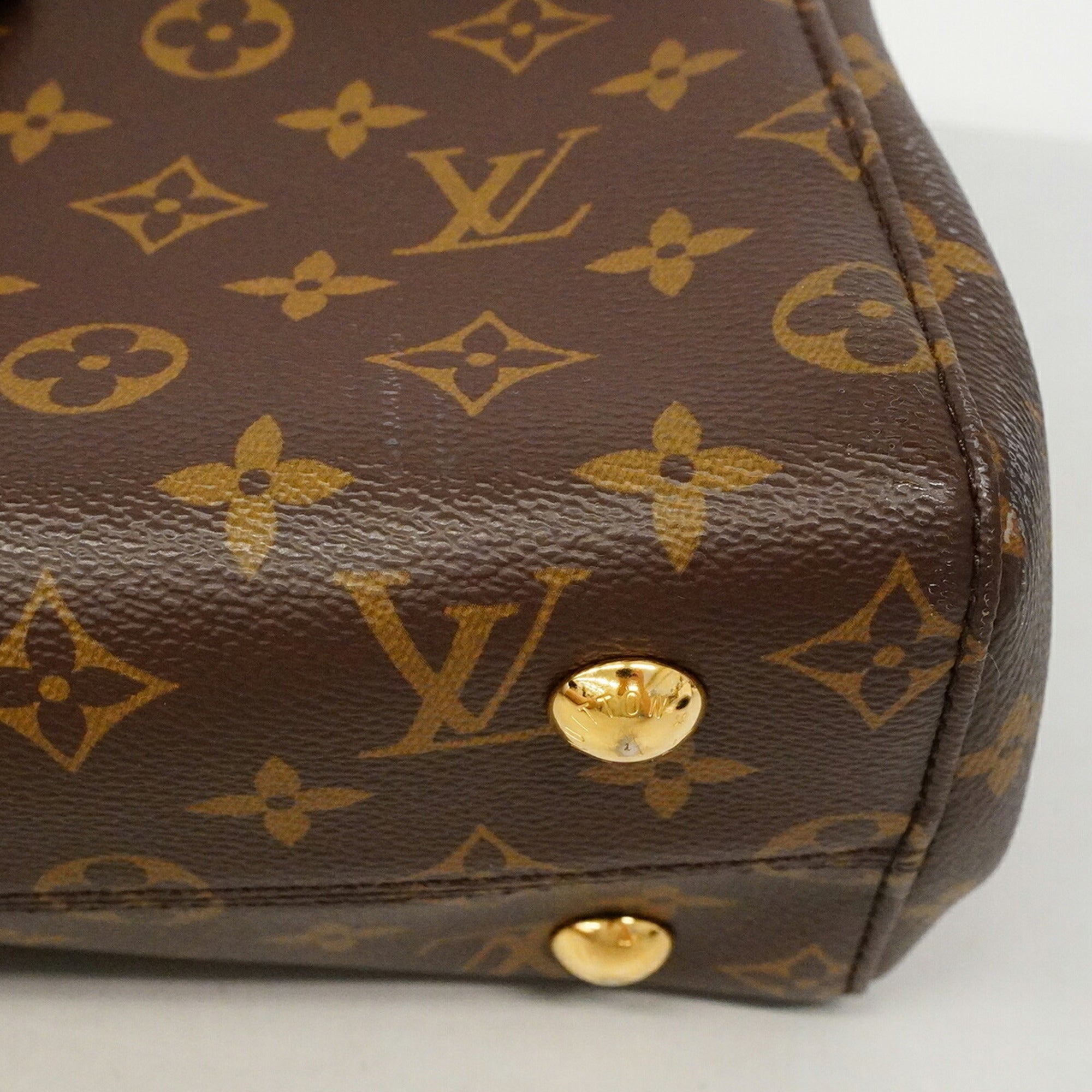Louis Vuitton Cerise Handbag (Pre-Owned)